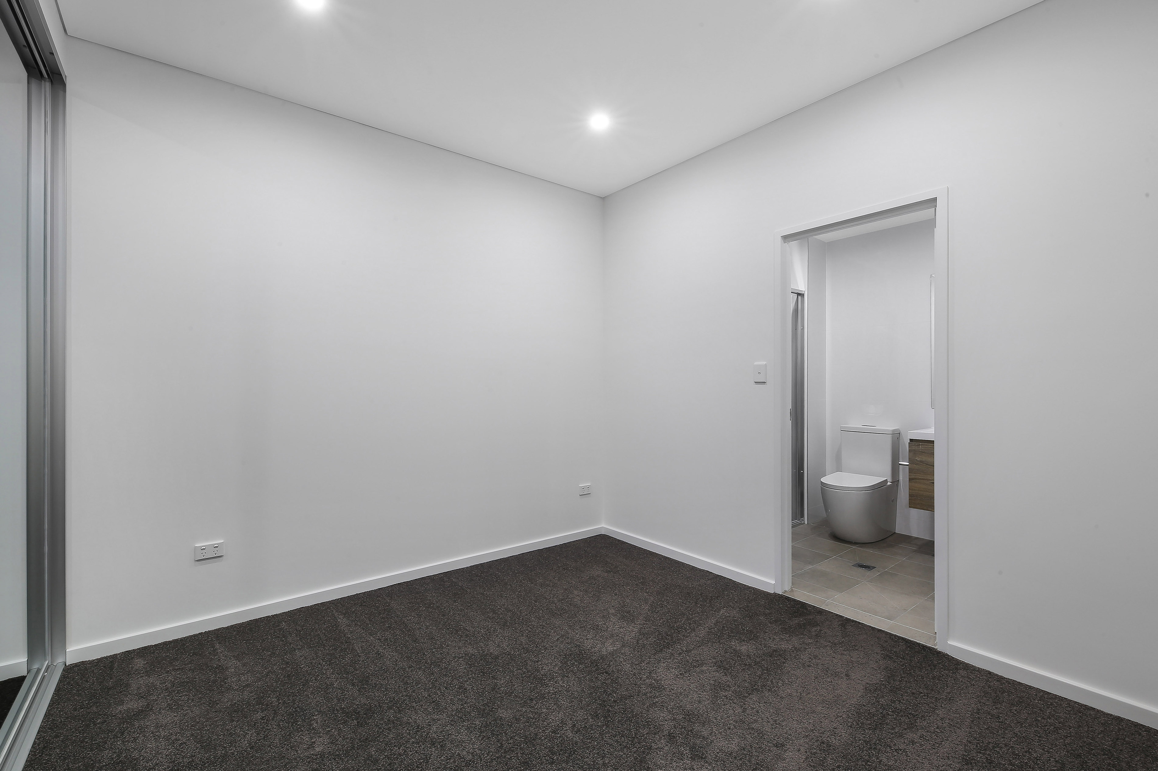 Modern One Bedroom Unit - 20% Below Market Rent