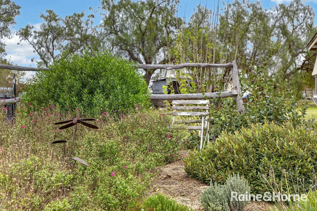 11 Oak Street, Tannymorel For Sale by Farmbuy.com - image 22