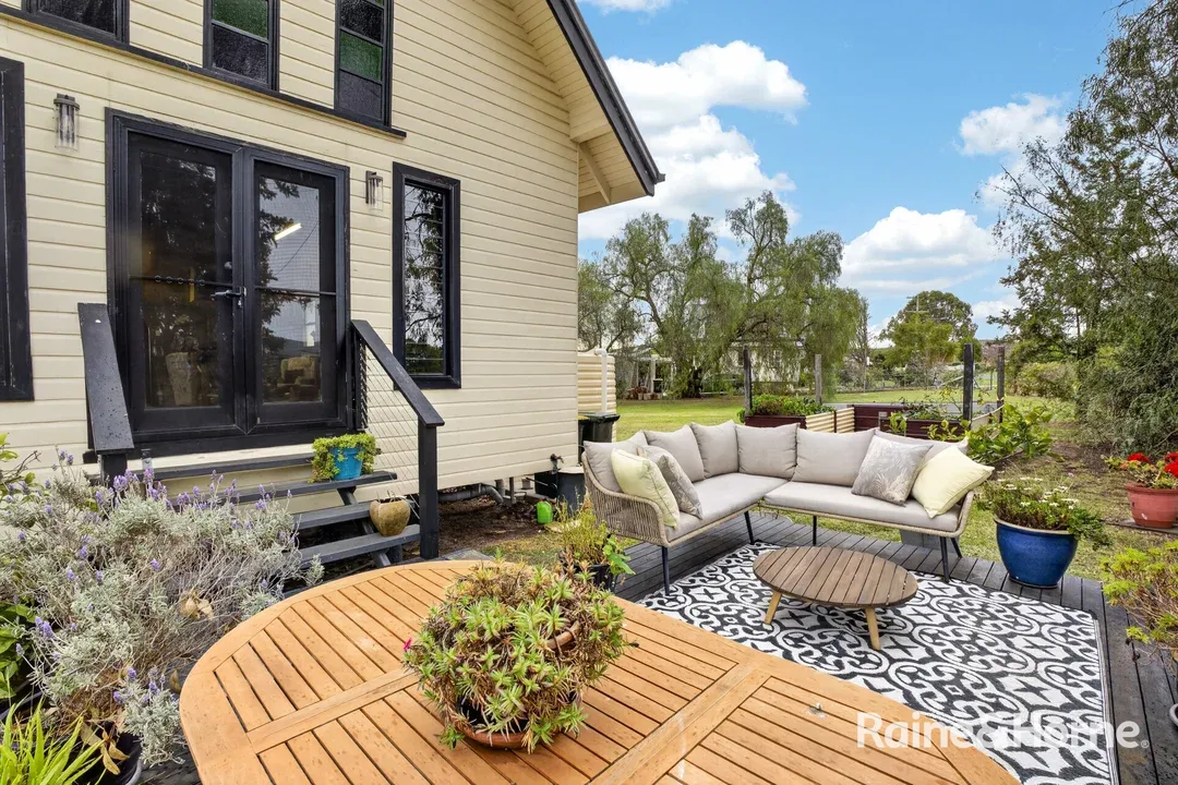 11 Oak Street, Tannymorel For Sale by Farmbuy.com - image 26
