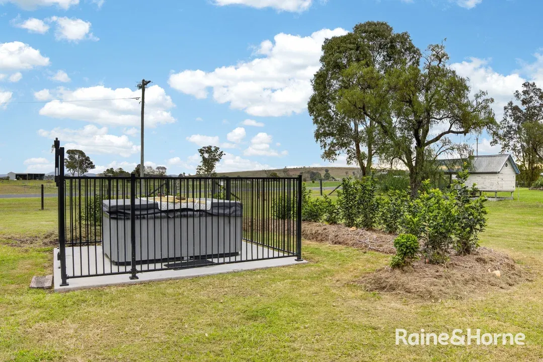 11 Oak Street, Tannymorel For Sale by Farmbuy.com - image 27
