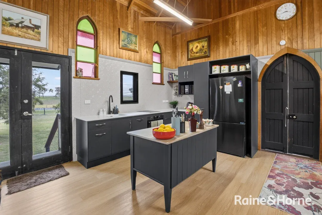11 Oak Street, Tannymorel For Sale by Farmbuy.com - image 6