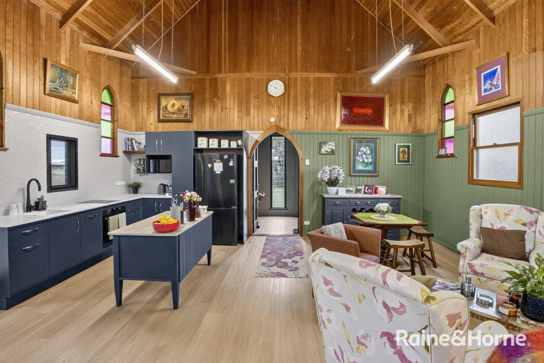 11 Oak Street, Tannymorel For Sale by Farmbuy.com - image 8