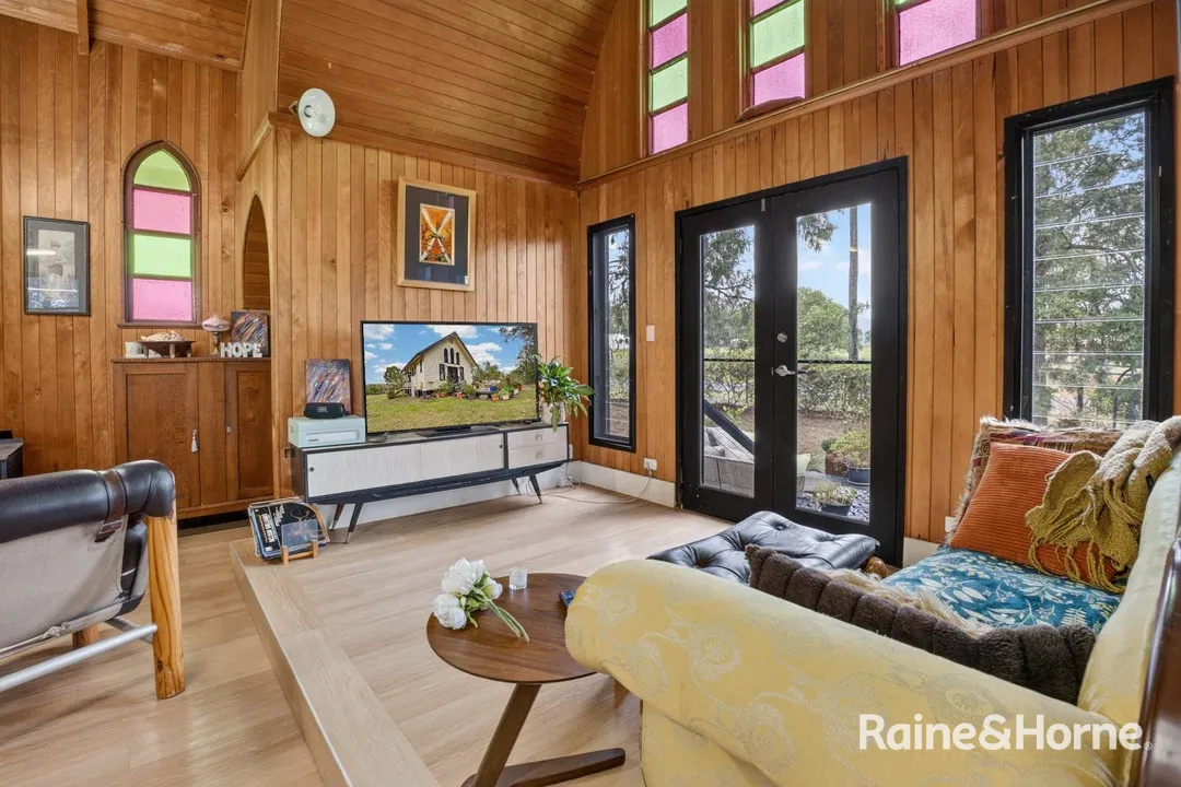 11 Oak Street, Tannymorel For Sale by Farmbuy.com - image 10