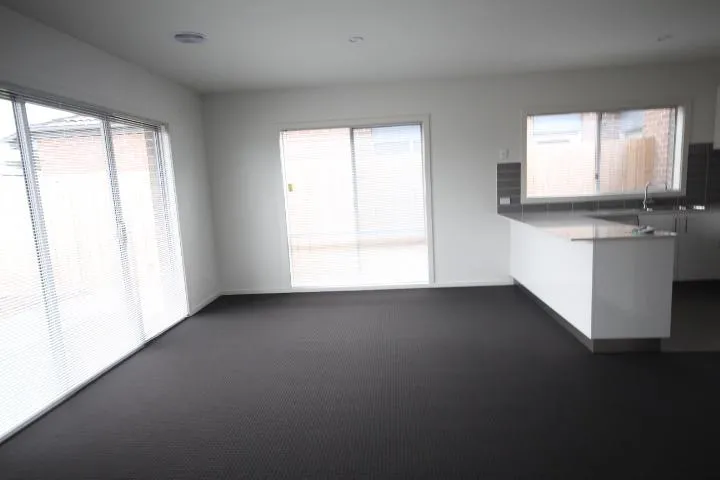 46 Botany Drive, Carrum Downs - Thumbnail 3