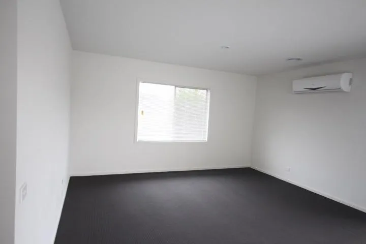 46 Botany Drive, Carrum Downs - Thumbnail 4
