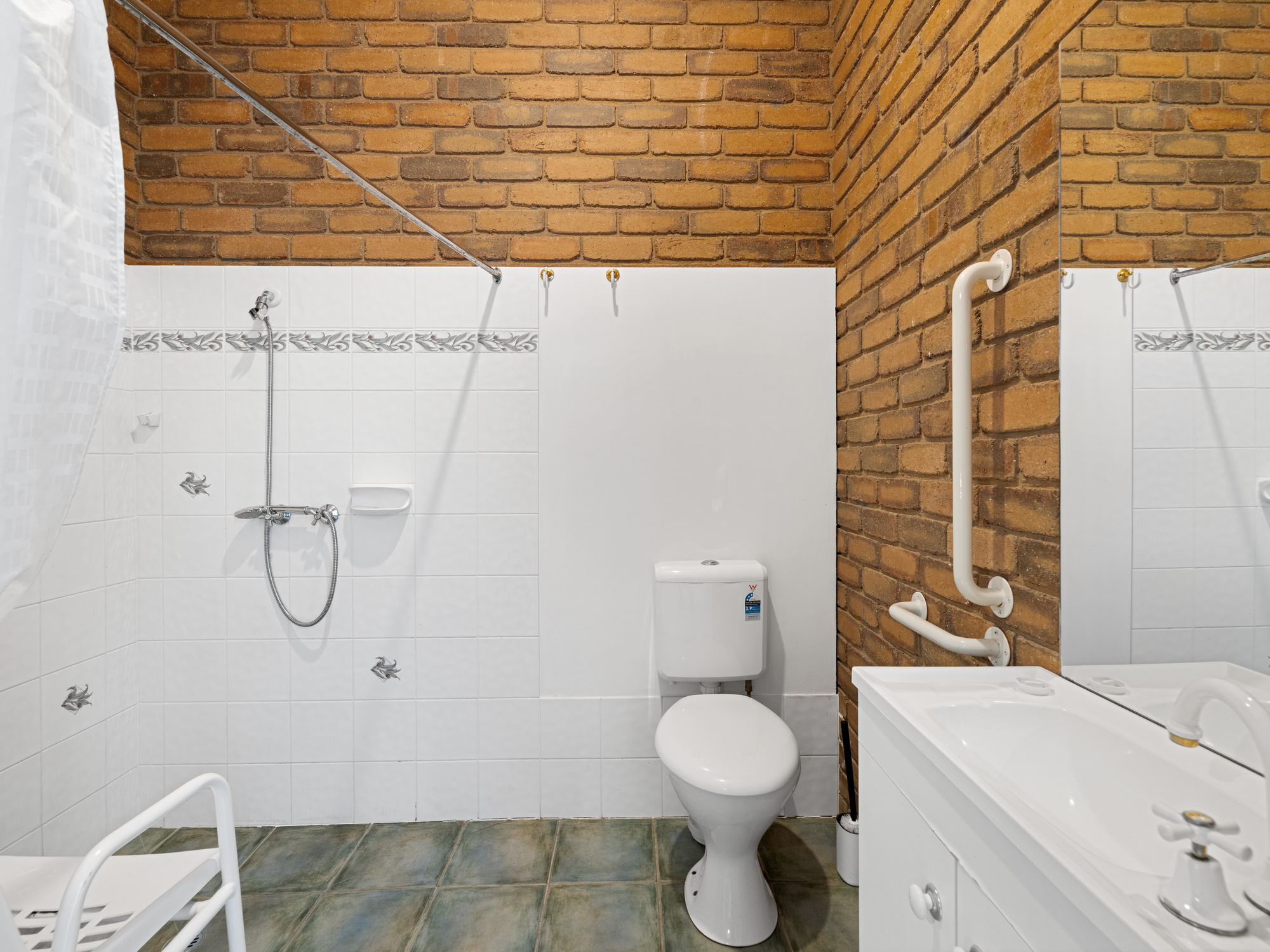 422 Ventnor Road, Ventnor For Sale by Farmbuy.com - image 26