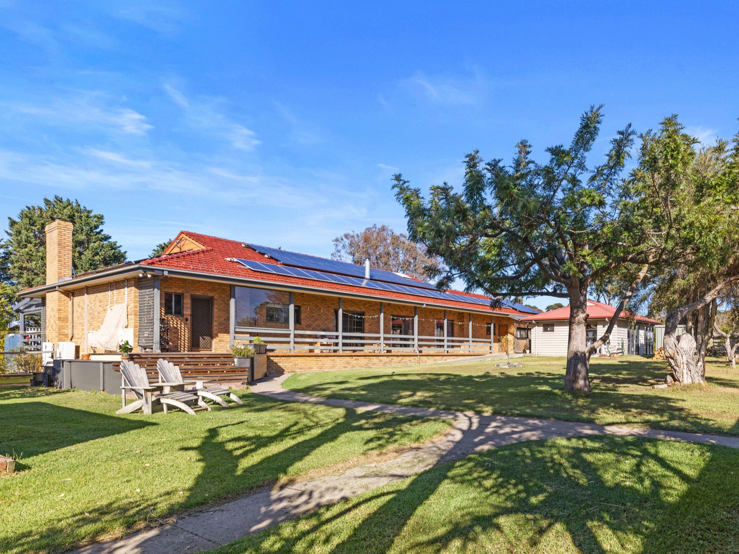 422 Ventnor Road, Ventnor For Sale by Farmbuy.com - image 8
