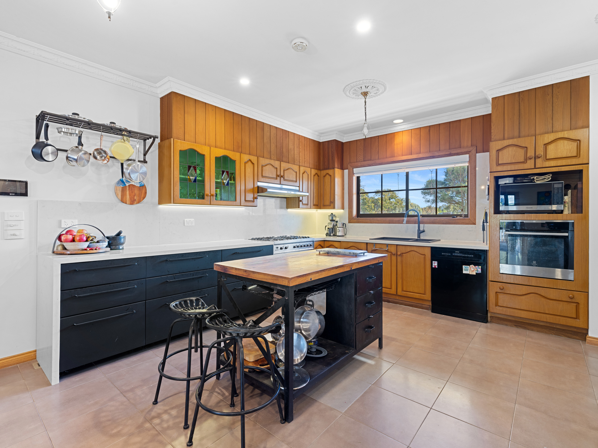 422 Ventnor Road, Ventnor For Sale by Farmbuy.com - image 9