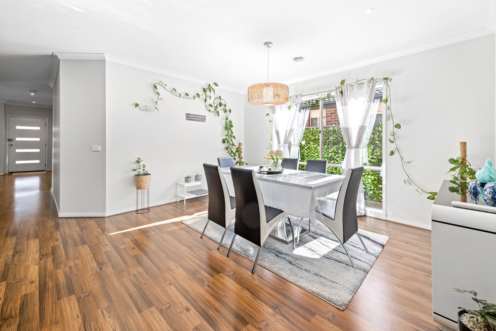 14 Edenvale Street, Manor Lakes - Thumbnail 7