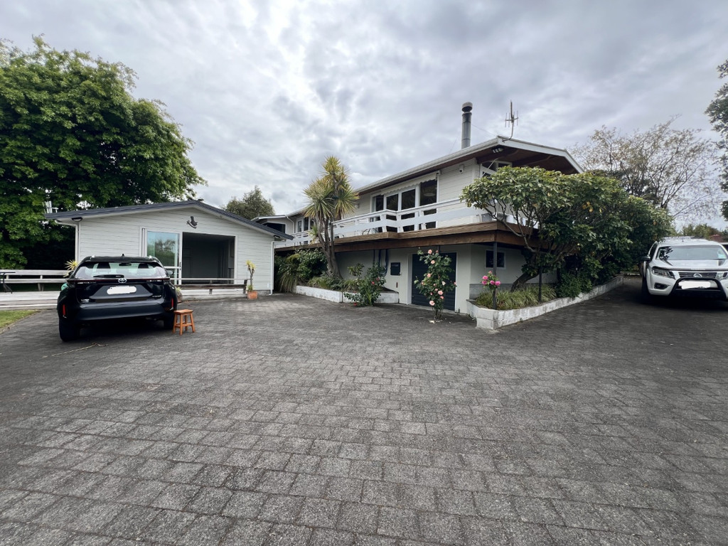 6 Bernard Street, Two Mile Bay
