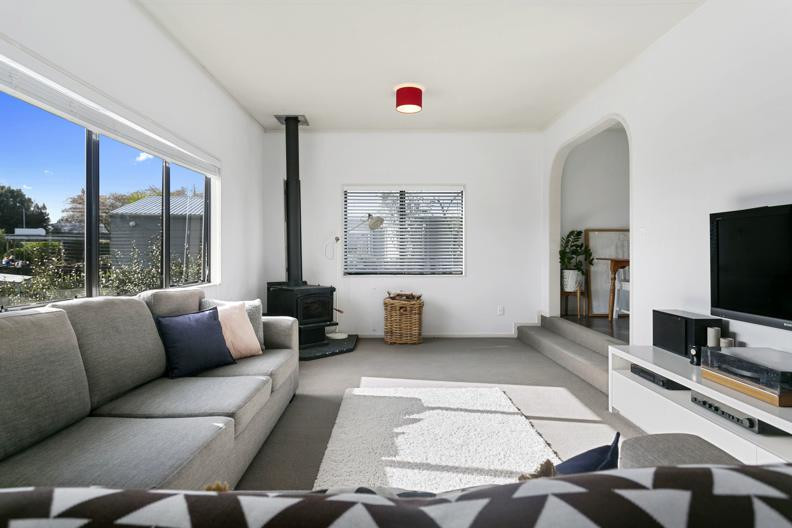 33 Tawa Street, Hilltop