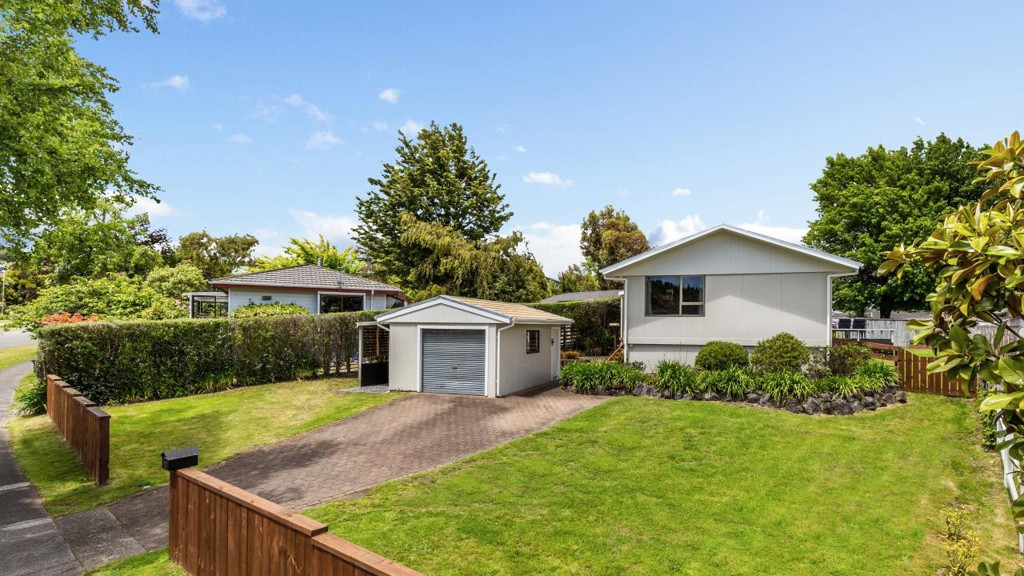 11 Greenwich Street, Richmond Heights