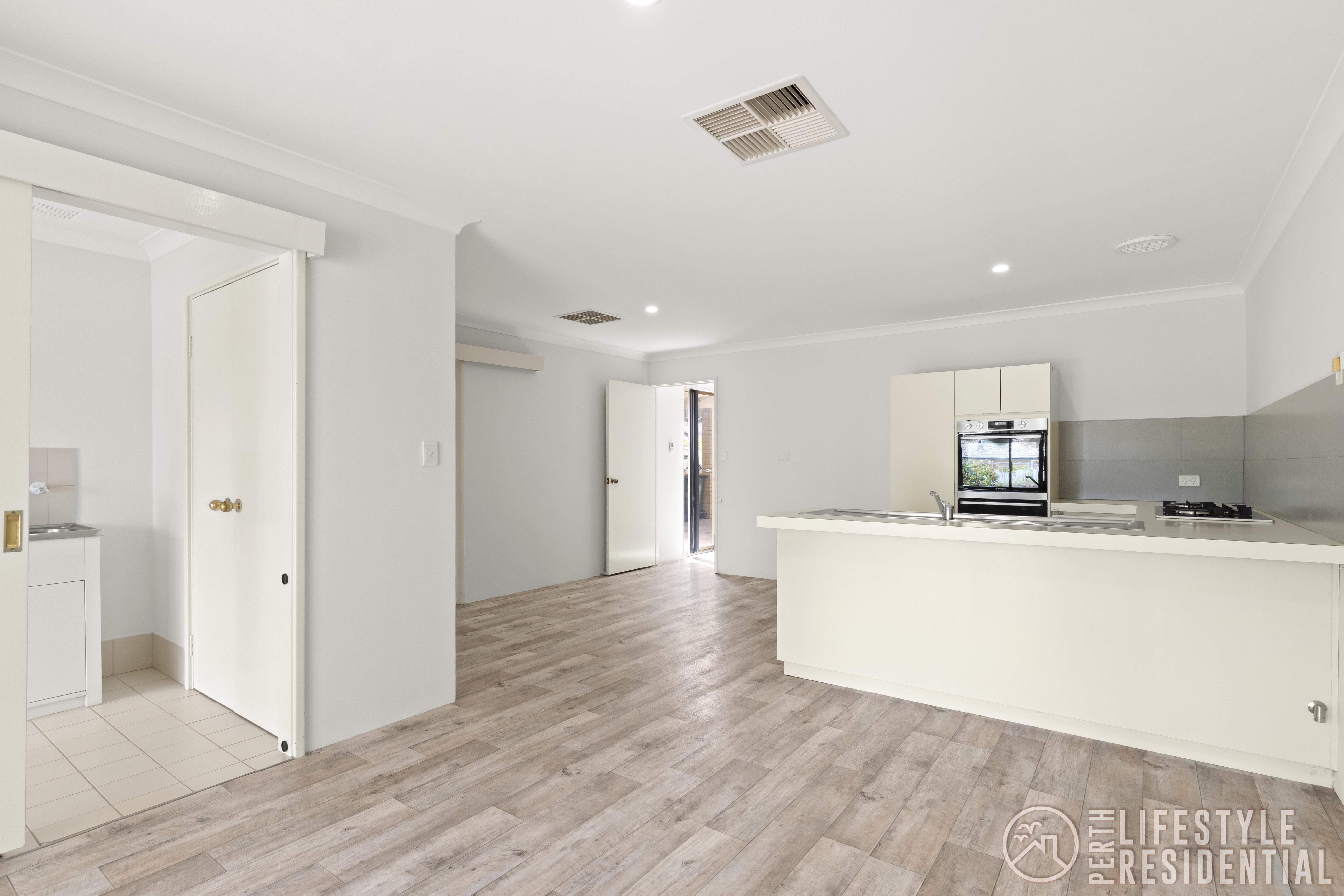 3/6 Conifer Close, BALLAJURA, WA, 6066, Ballajura - Thumbnail 3
