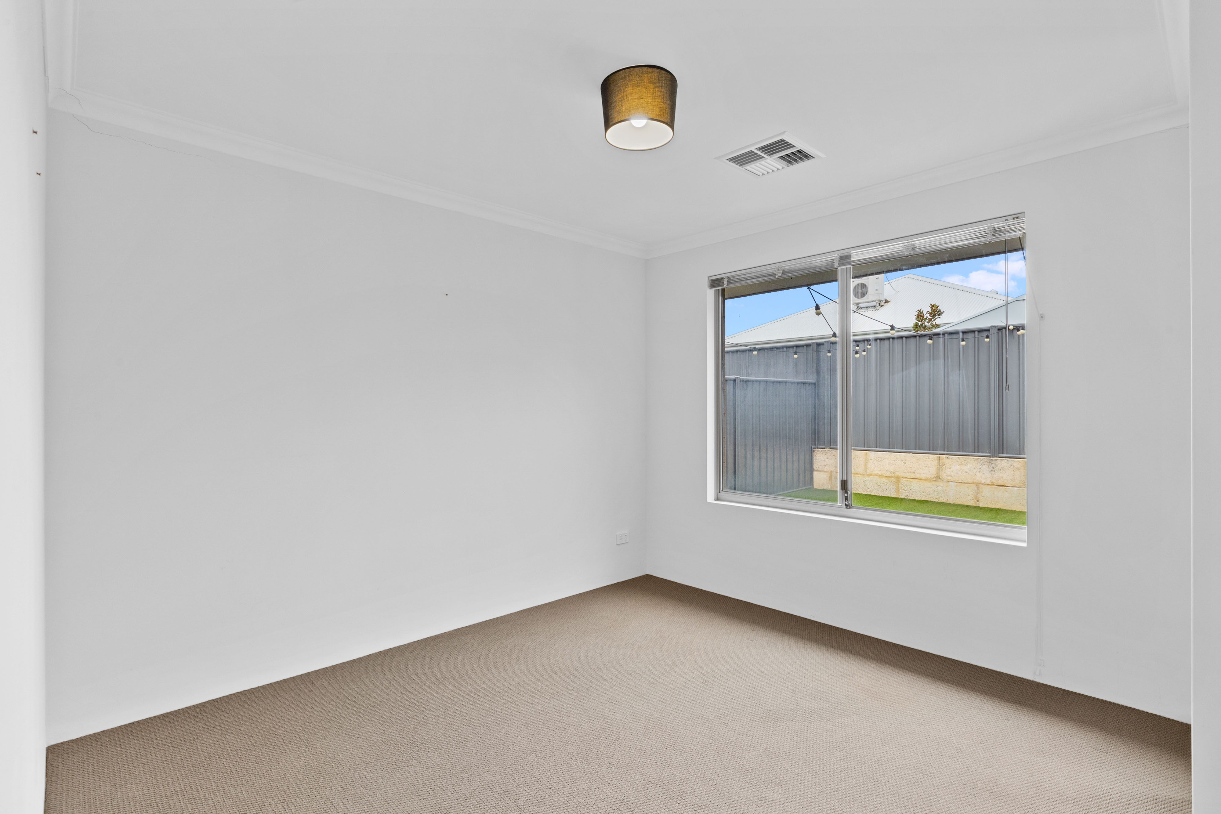 10 Pakooma Street, BANKSIA GROVE, WA, 6031 property image