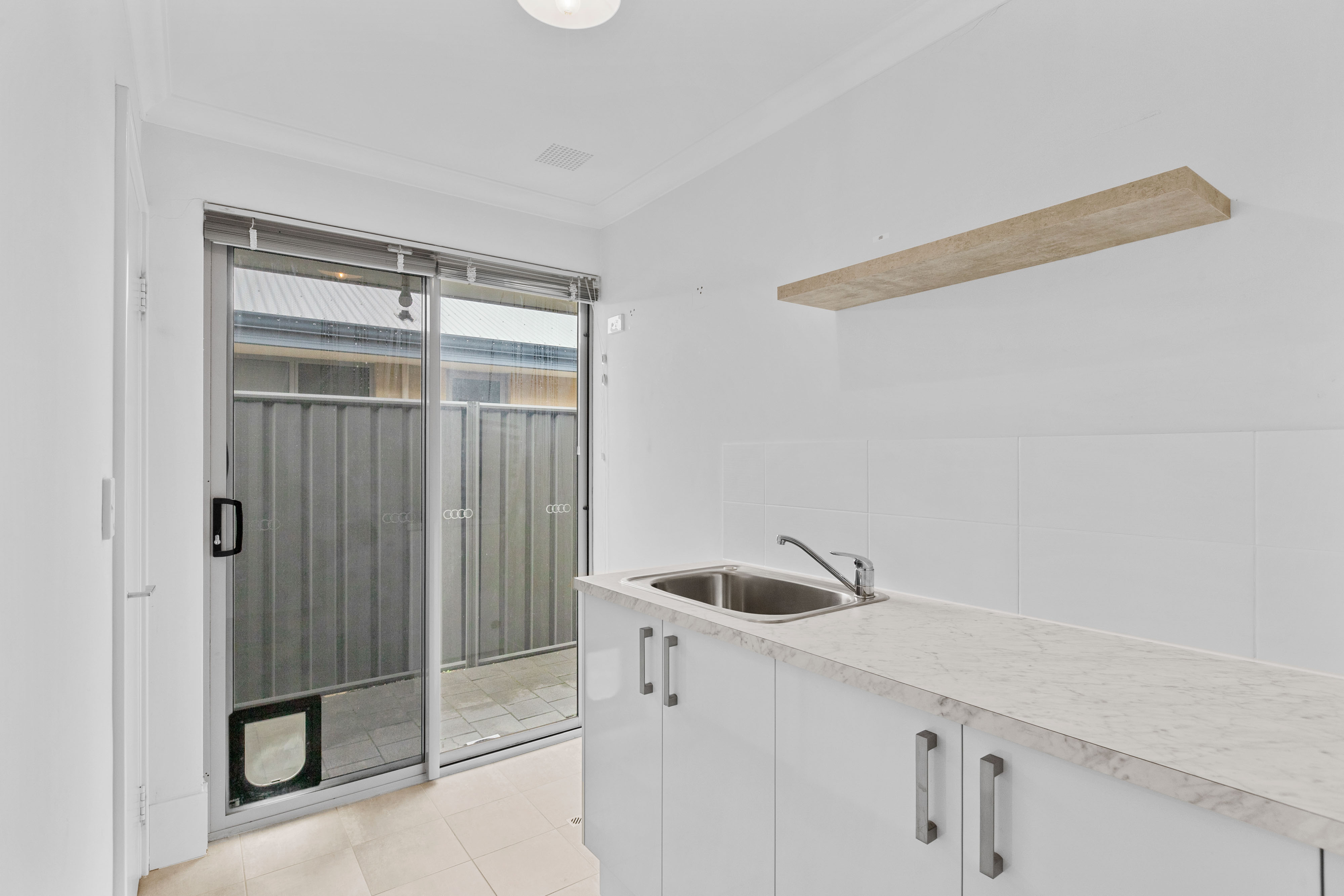 10 Pakooma Street, BANKSIA GROVE, WA, 6031 property image