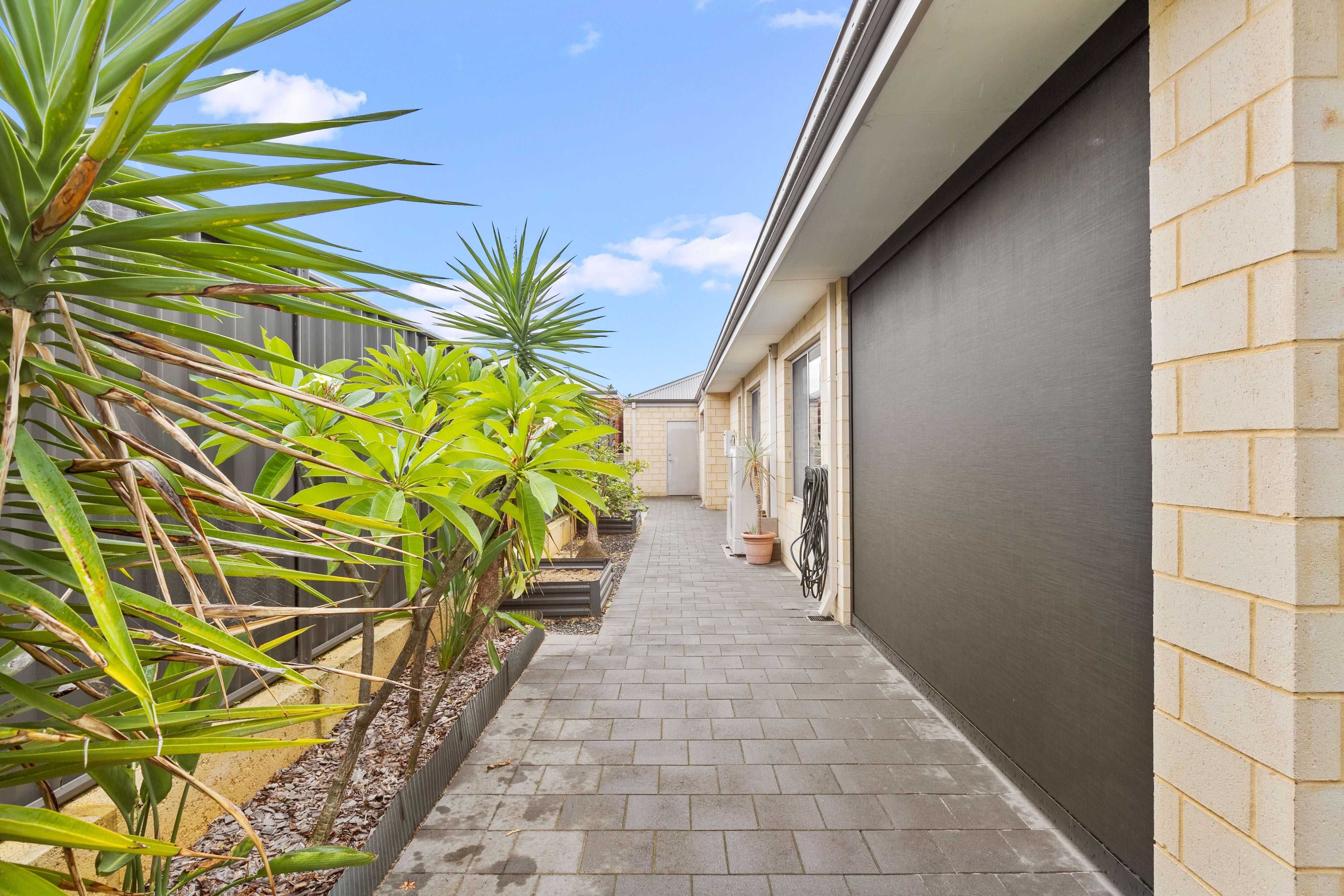10 Pakooma Street, BANKSIA GROVE, WA, 6031 property image