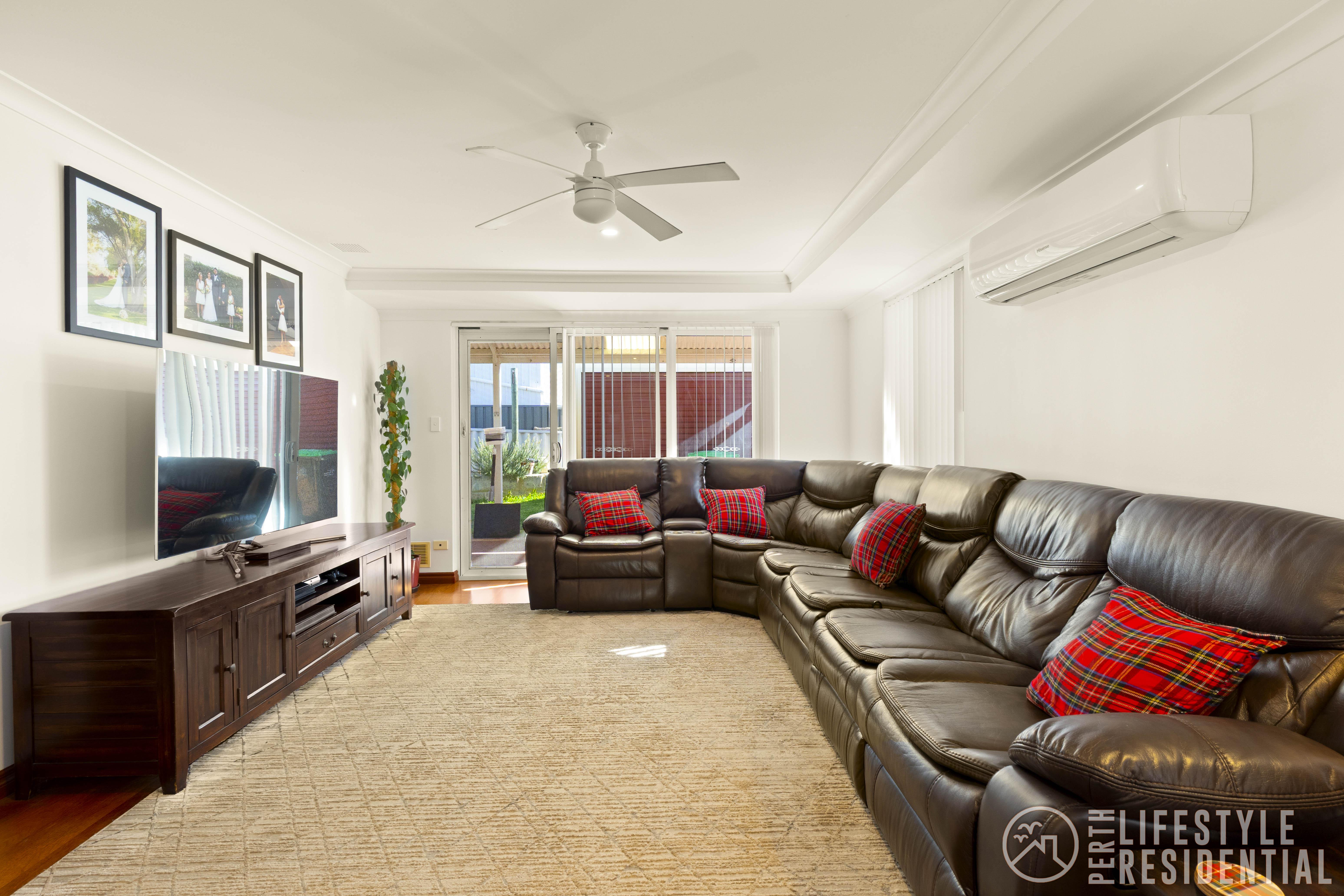 55 Flagtail Outlook, YANCHEP, WA, 6035 property image