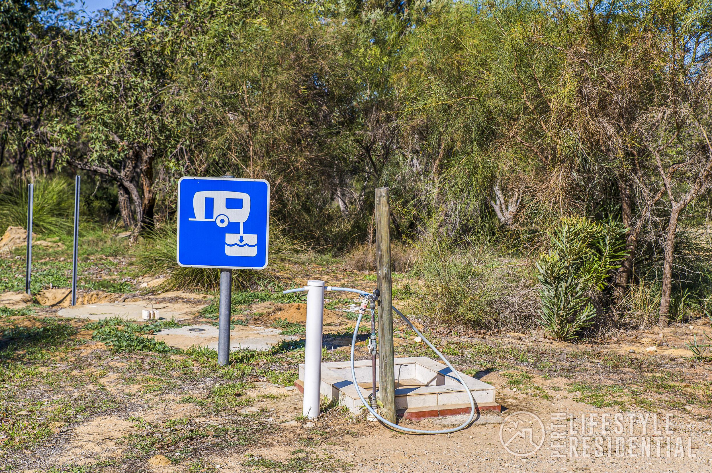 BACK TO NATURE CARAVAN PARK image 26