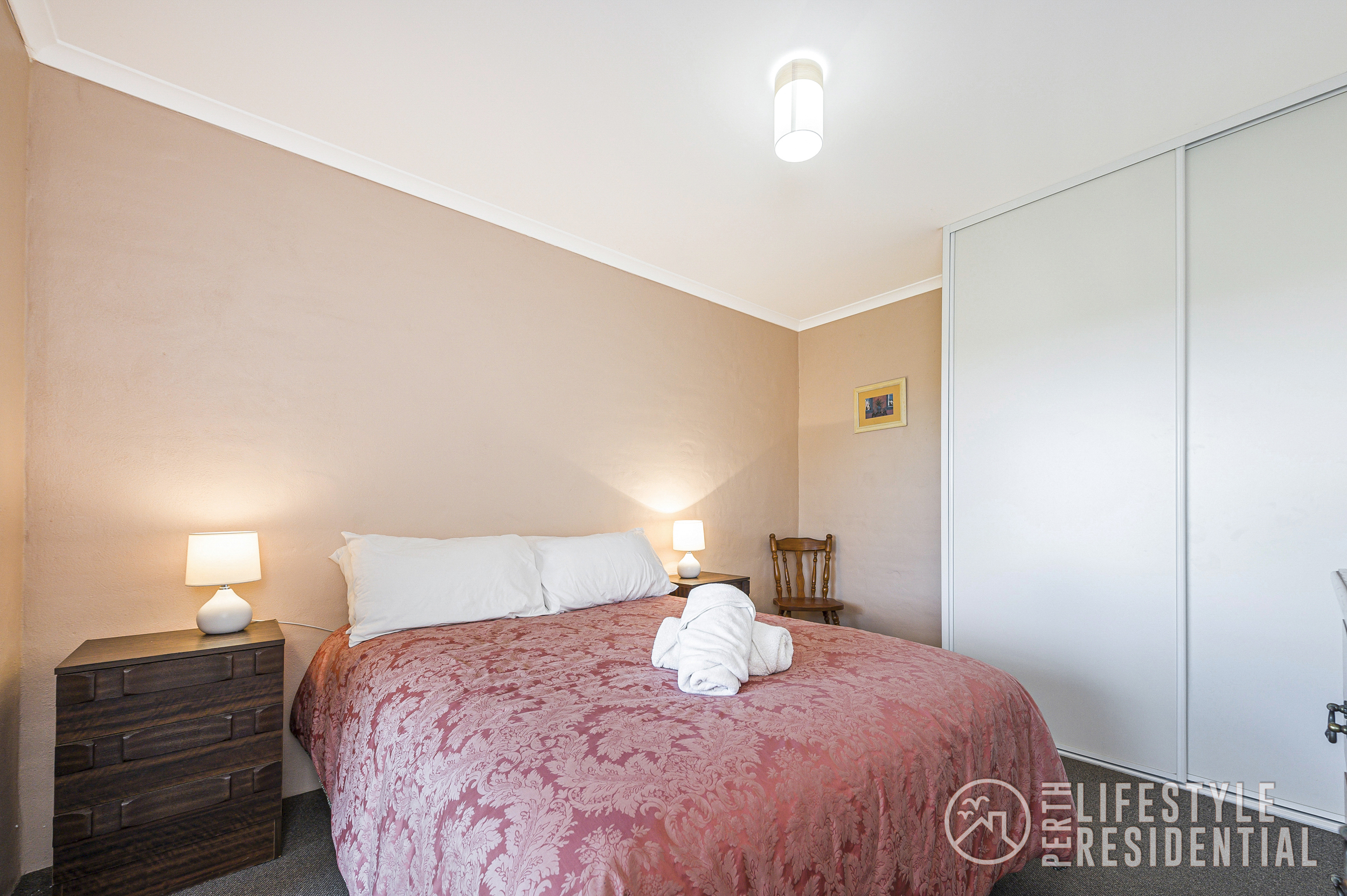 4/8 Collett Place, GUILDERTON, WA, 6041 property image