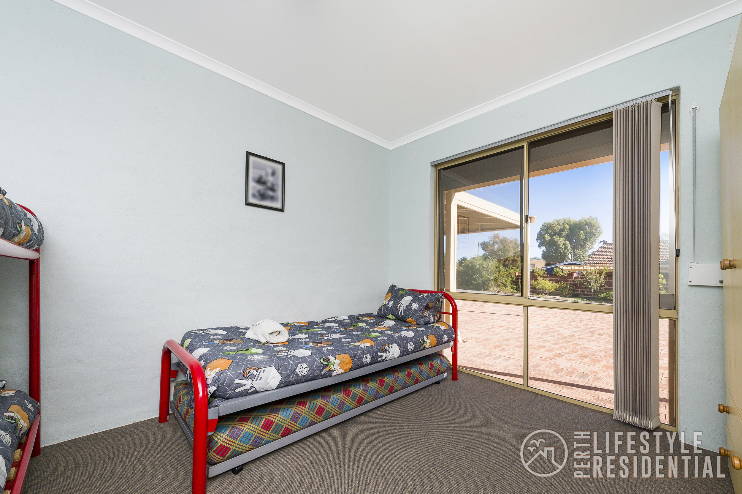 4/8 Collett Place, GUILDERTON, WA, 6041 property image