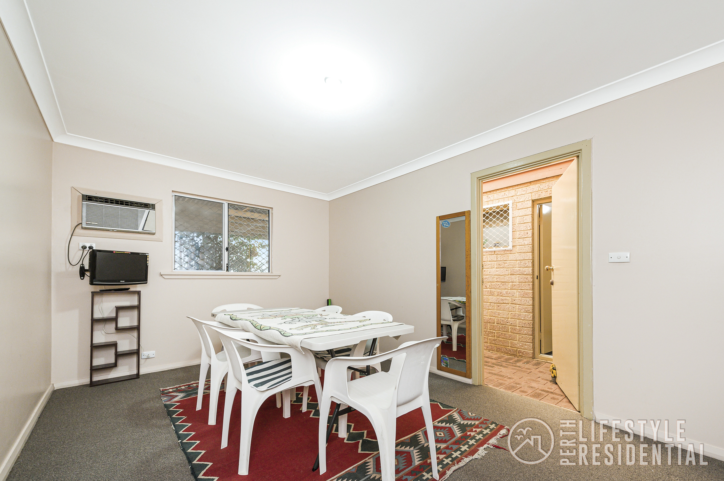 4/8 Collett Place, GUILDERTON, WA, 6041 property image