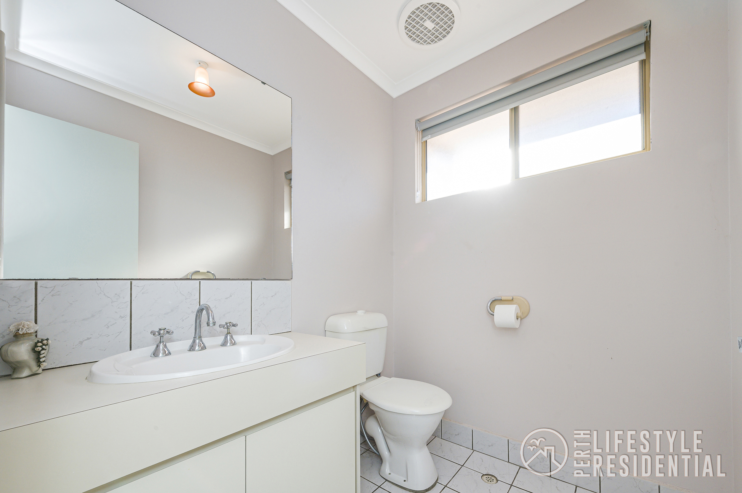 4/8 Collett Place, GUILDERTON, WA, 6041 property image