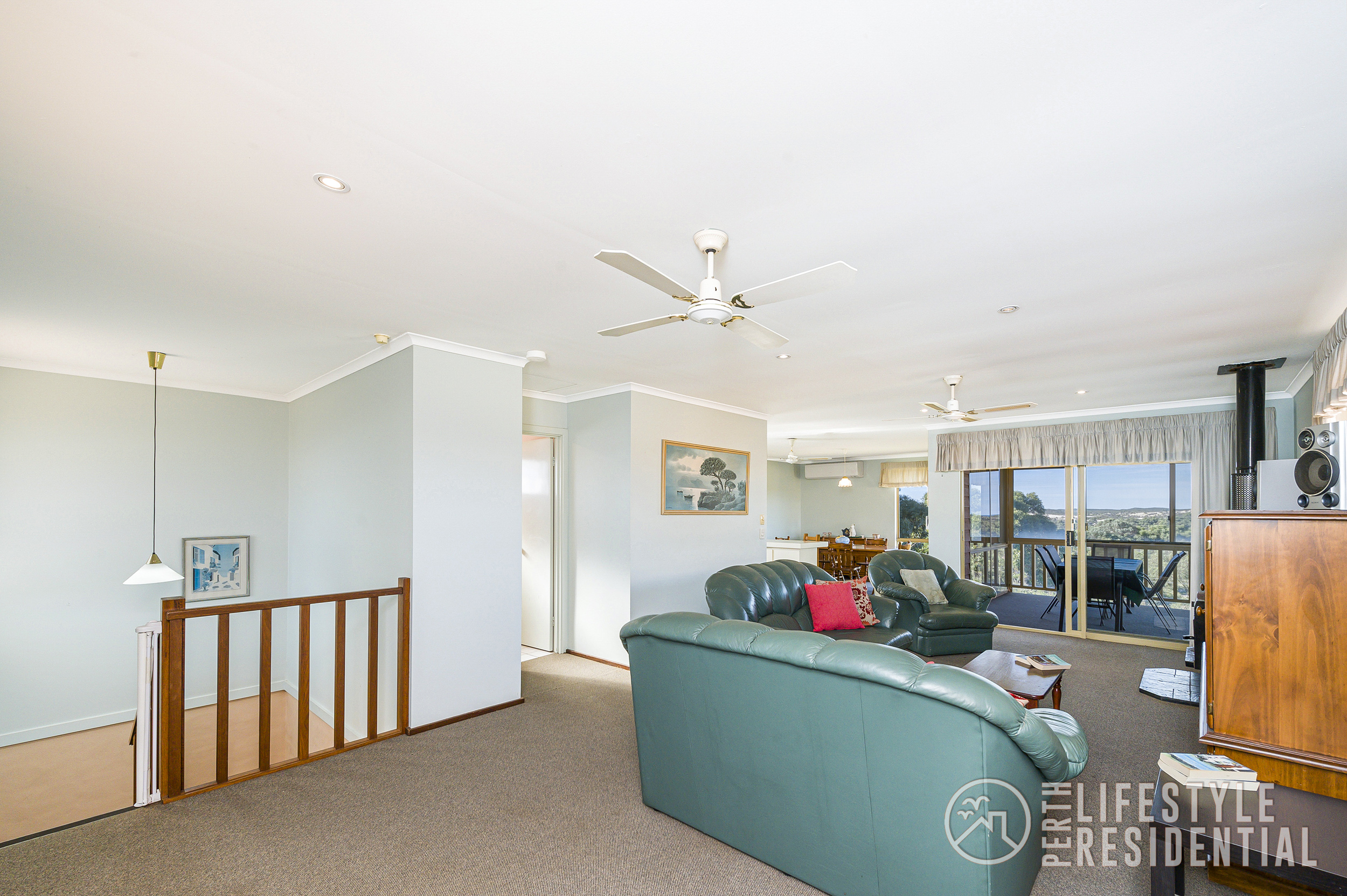 4/8 Collett Place, GUILDERTON, WA, 6041 property image