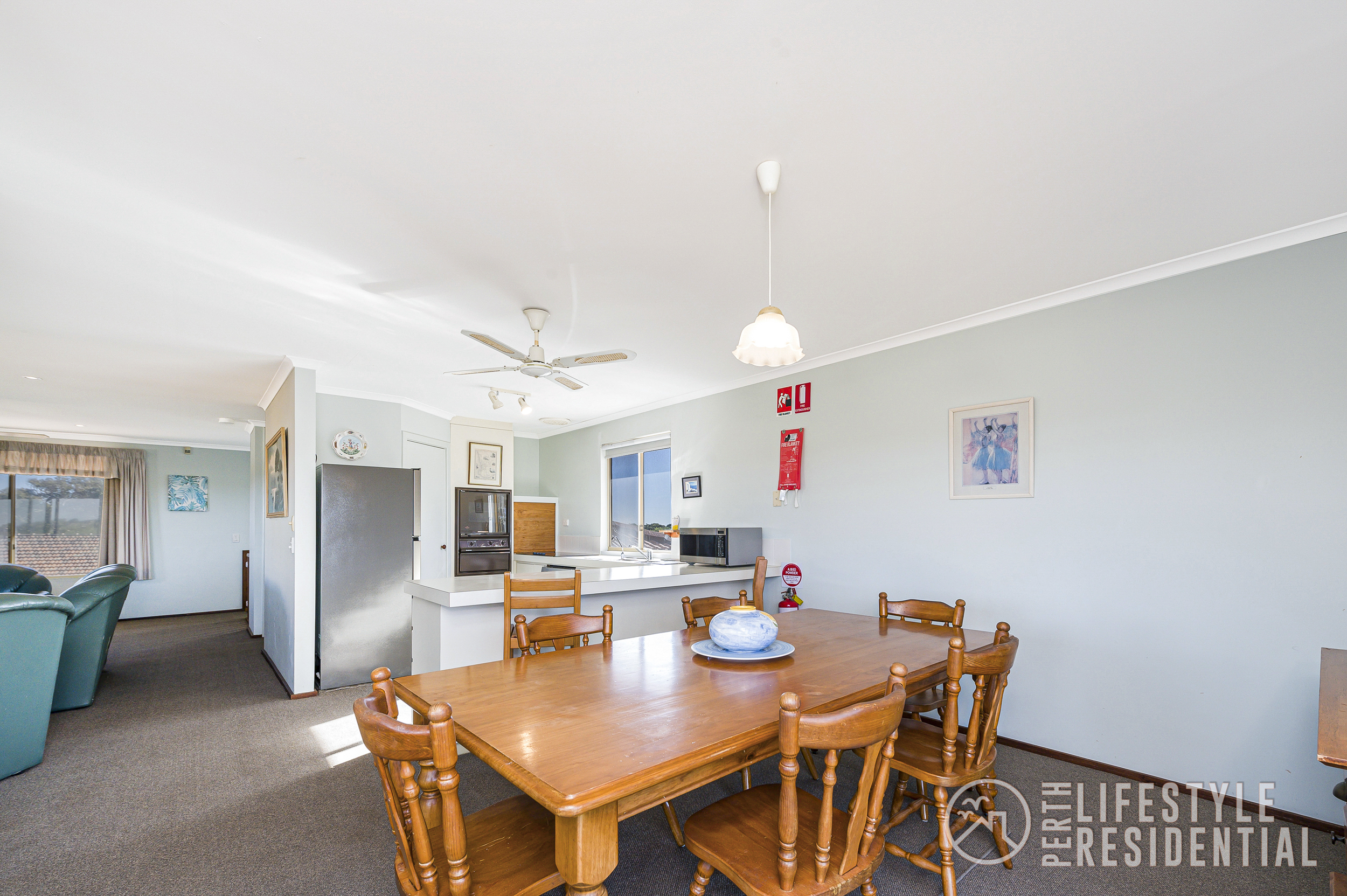 4/8 Collett Place, GUILDERTON, WA, 6041 property image
