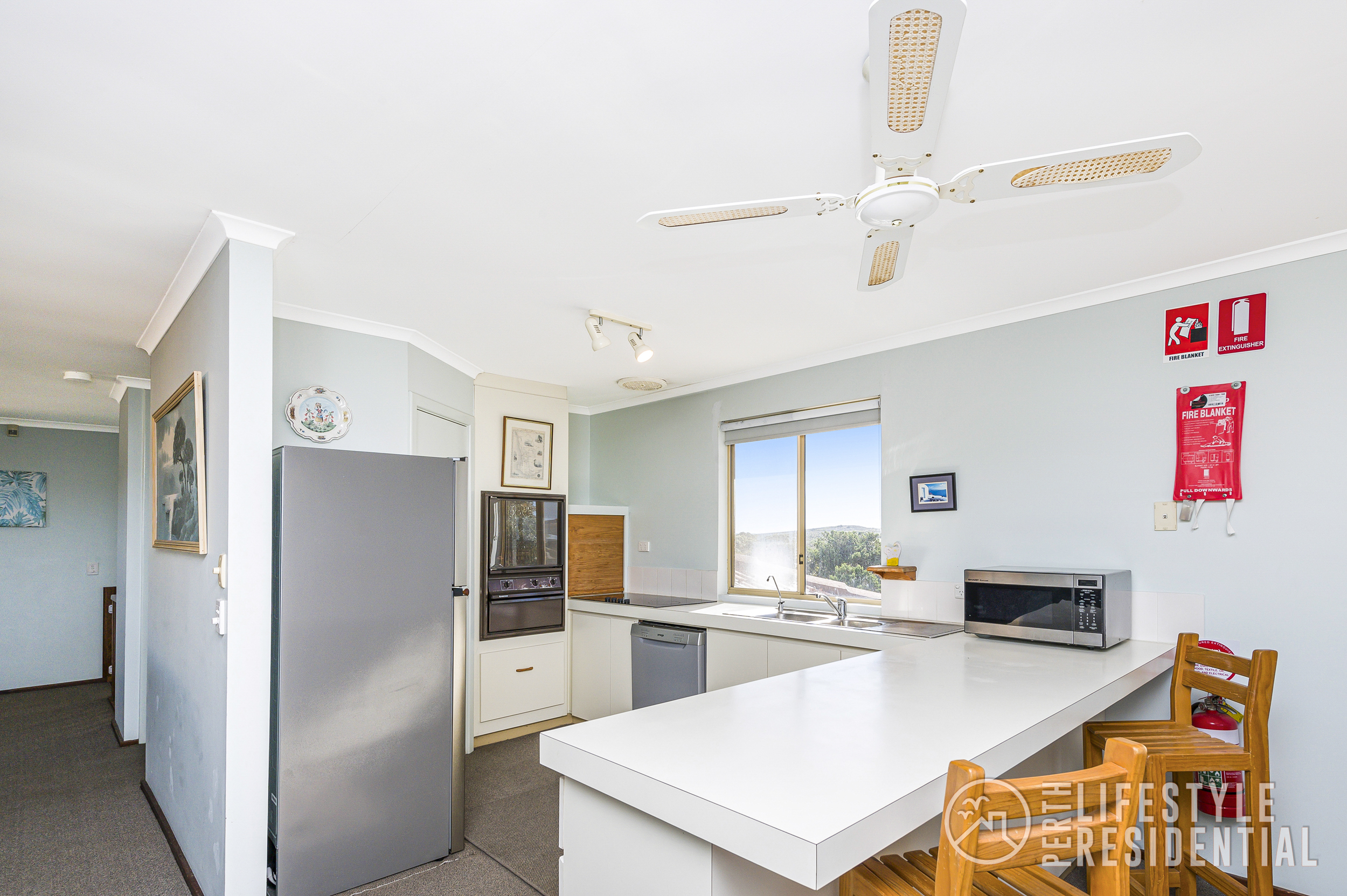 4/8 Collett Place, GUILDERTON, WA, 6041 property image