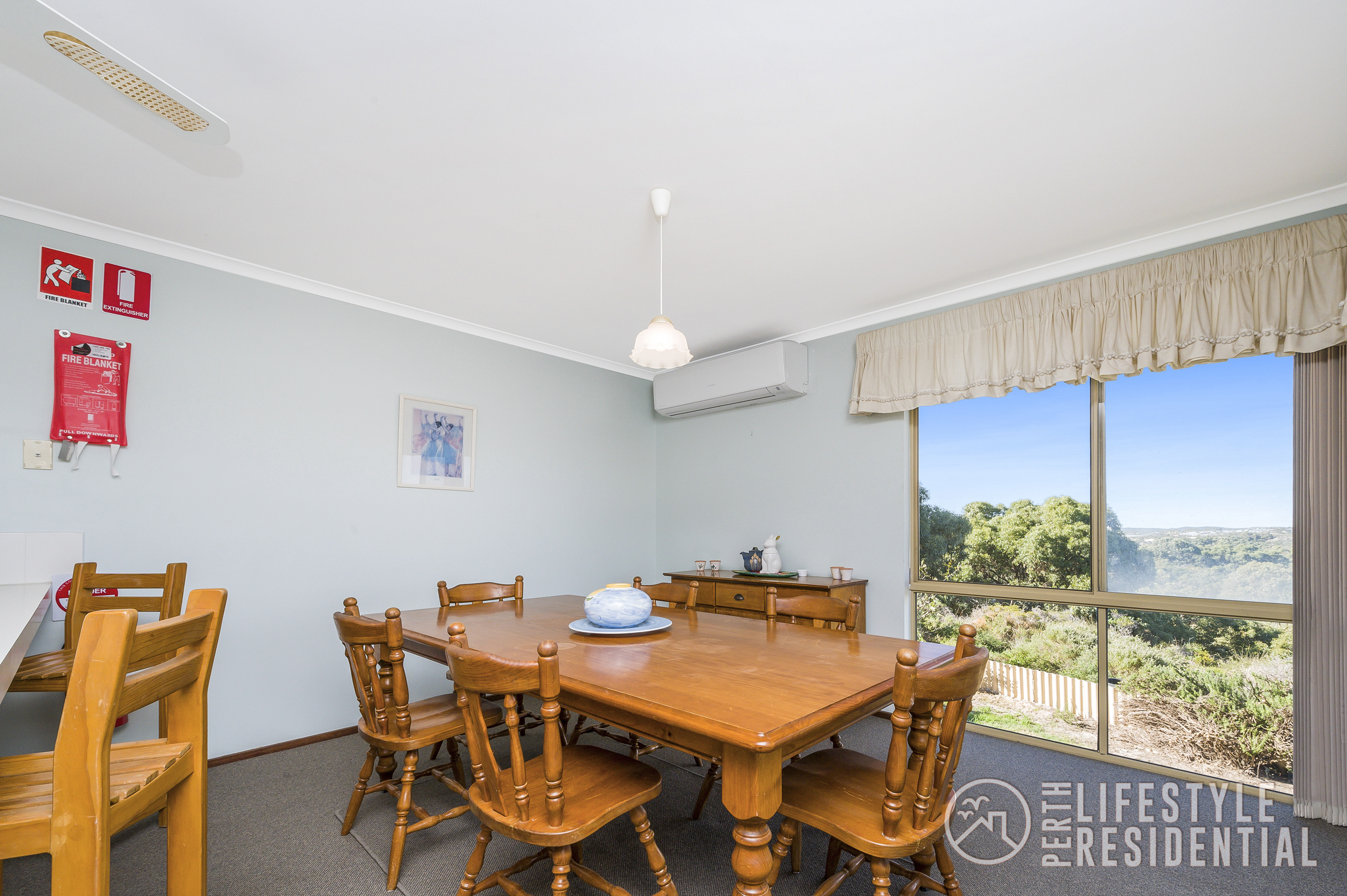 4/8 Collett Place, GUILDERTON, WA, 6041 property image