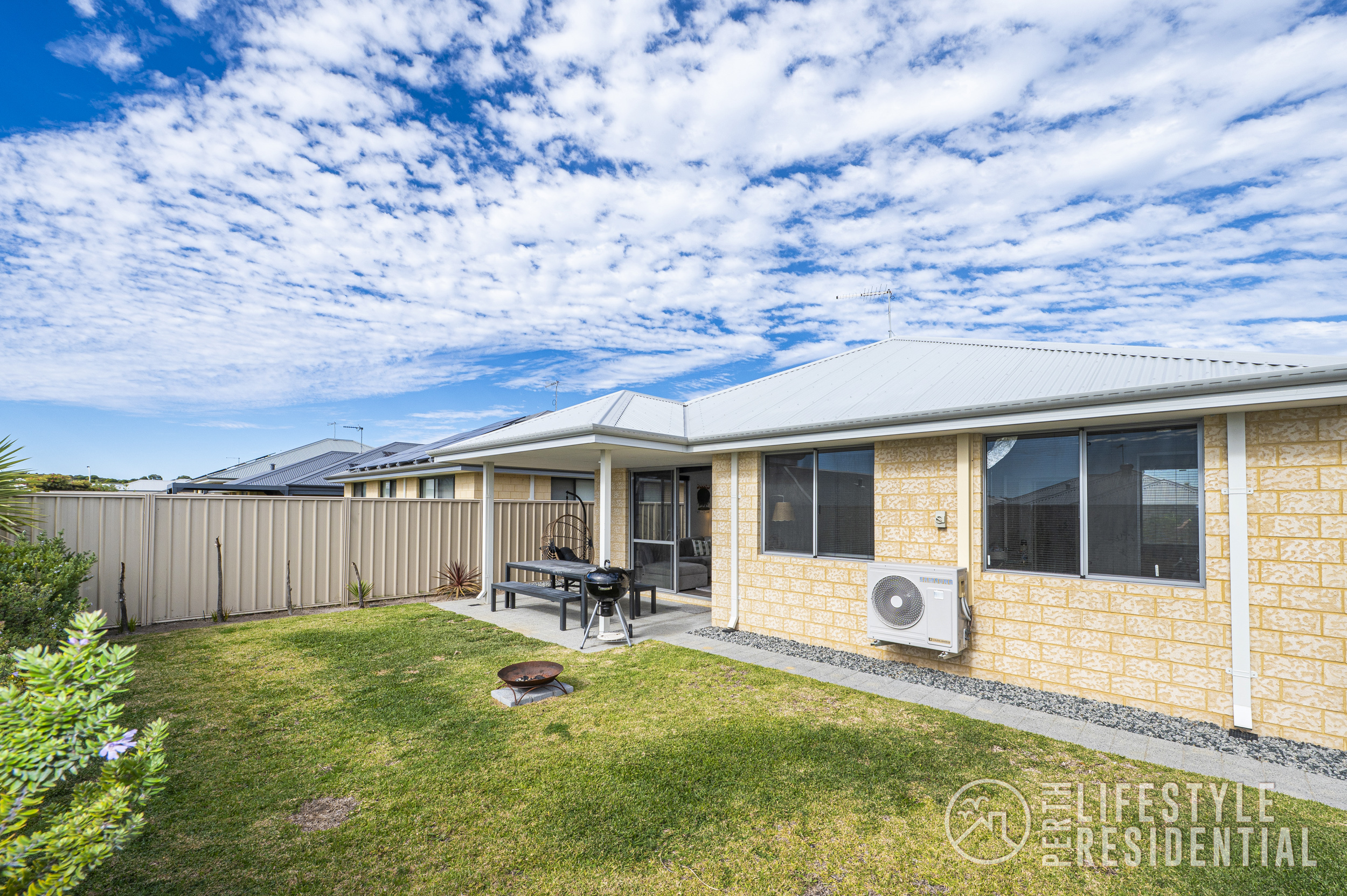 15 Thistle Way, TWO ROCKS, WA, 6037 property image