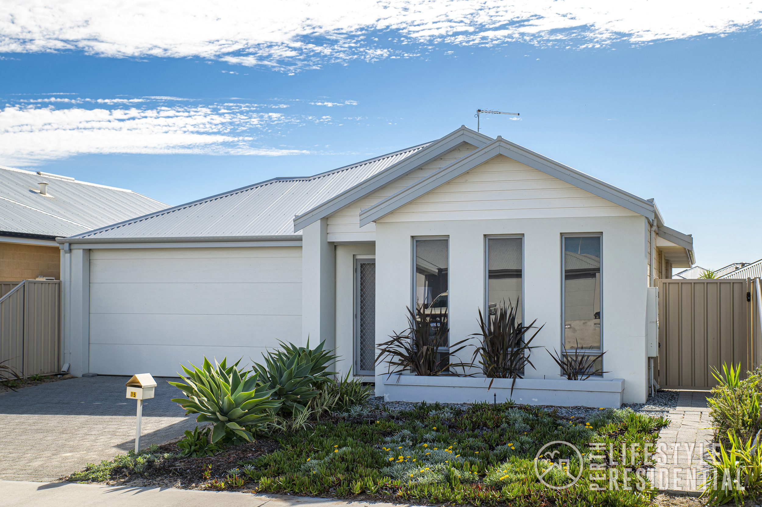 15 Thistle Way, TWO ROCKS, WA, 6037 property image