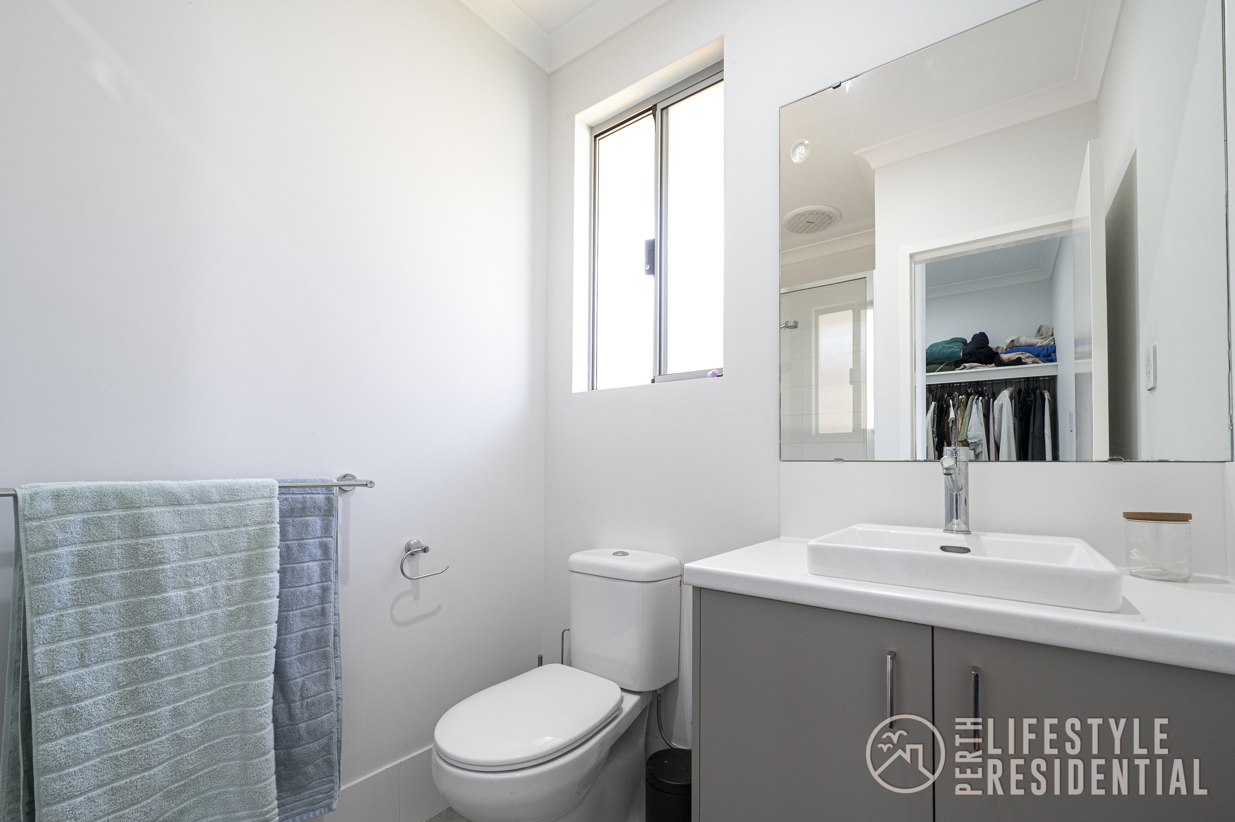 15 Thistle Way, TWO ROCKS, WA, 6037 property image