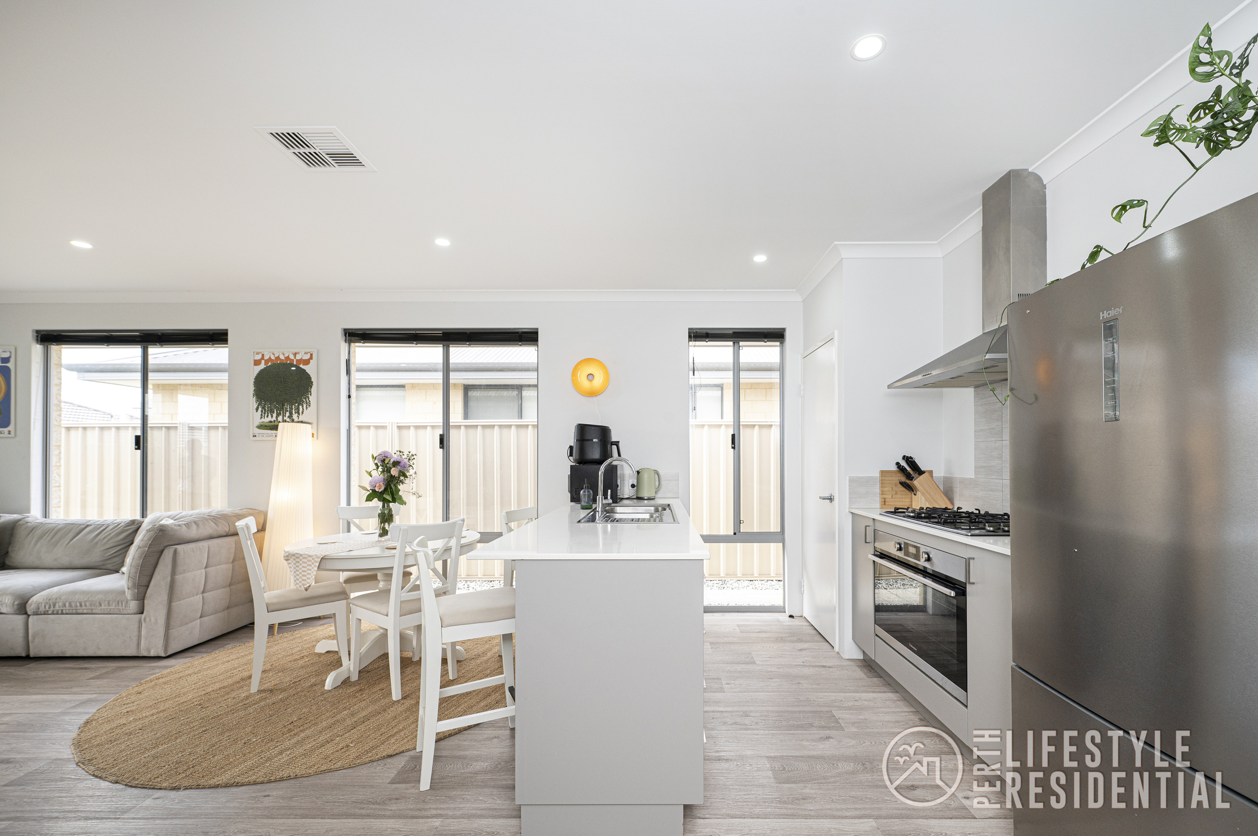 15 Thistle Way, TWO ROCKS, WA, 6037 property image
