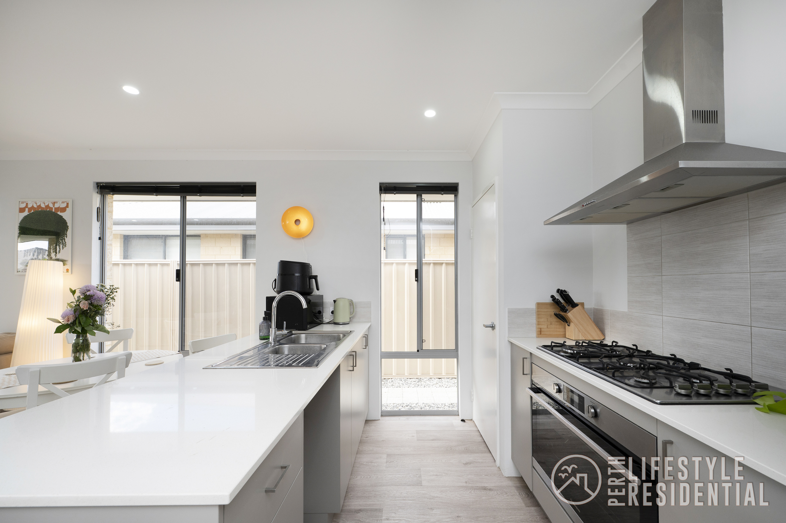15 Thistle Way, TWO ROCKS, WA, 6037 property image