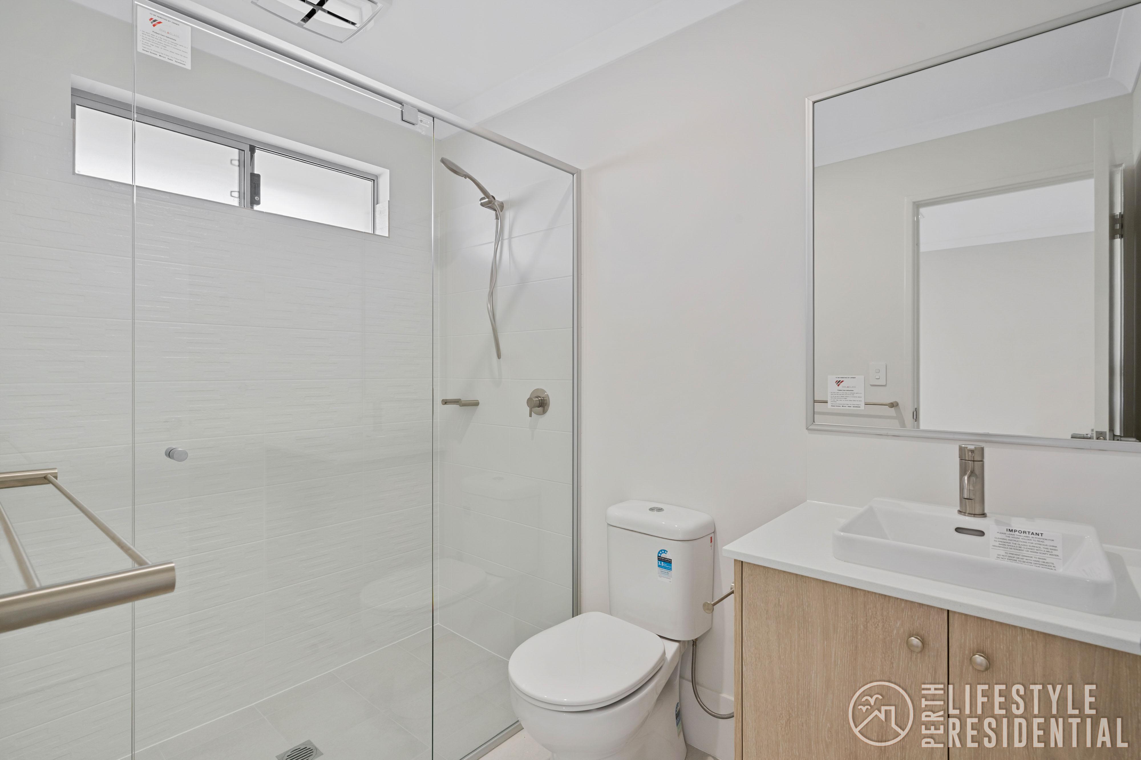 BRAND NEW LUXURY LIVING image 14