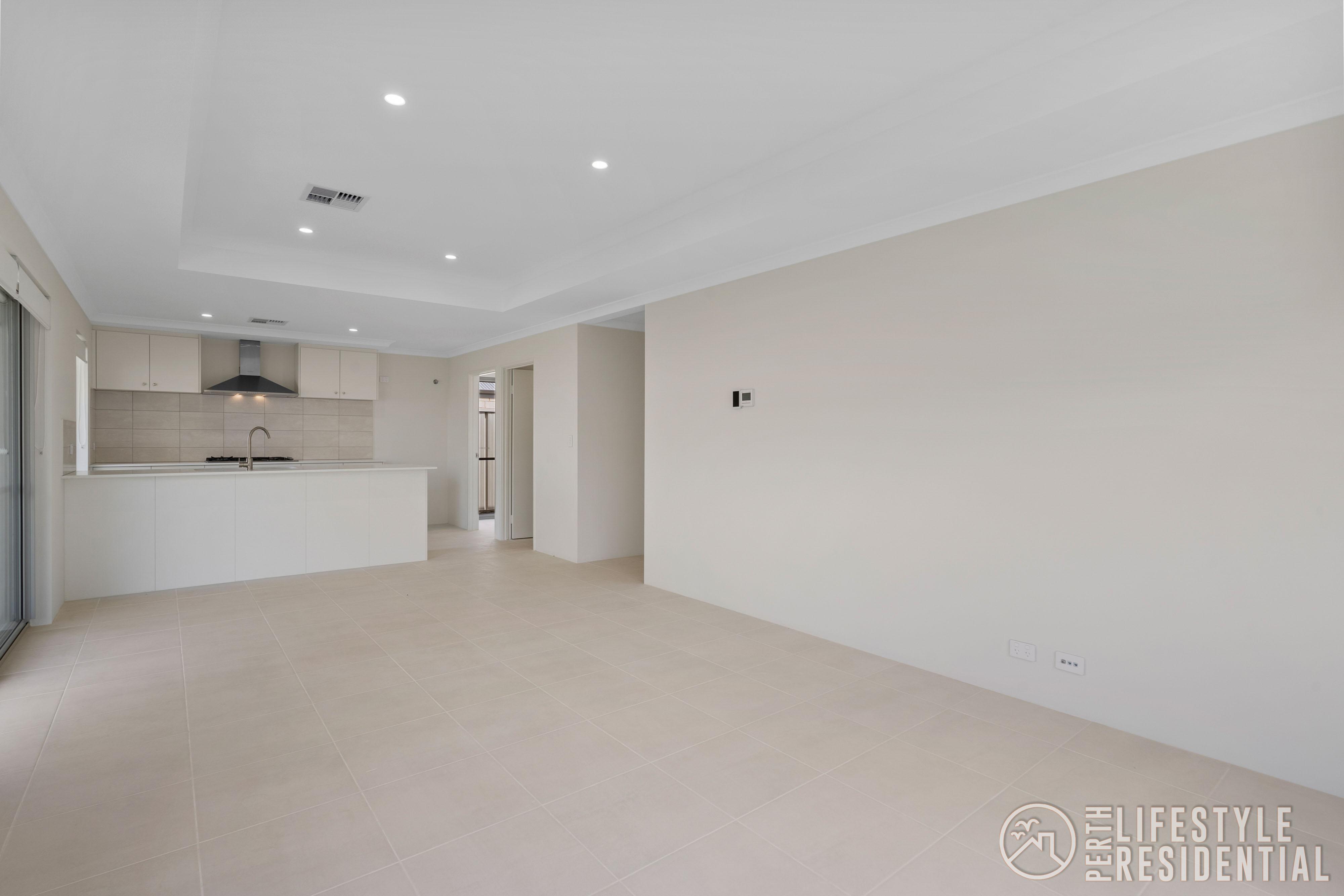BRAND NEW LUXURY LIVING image 7