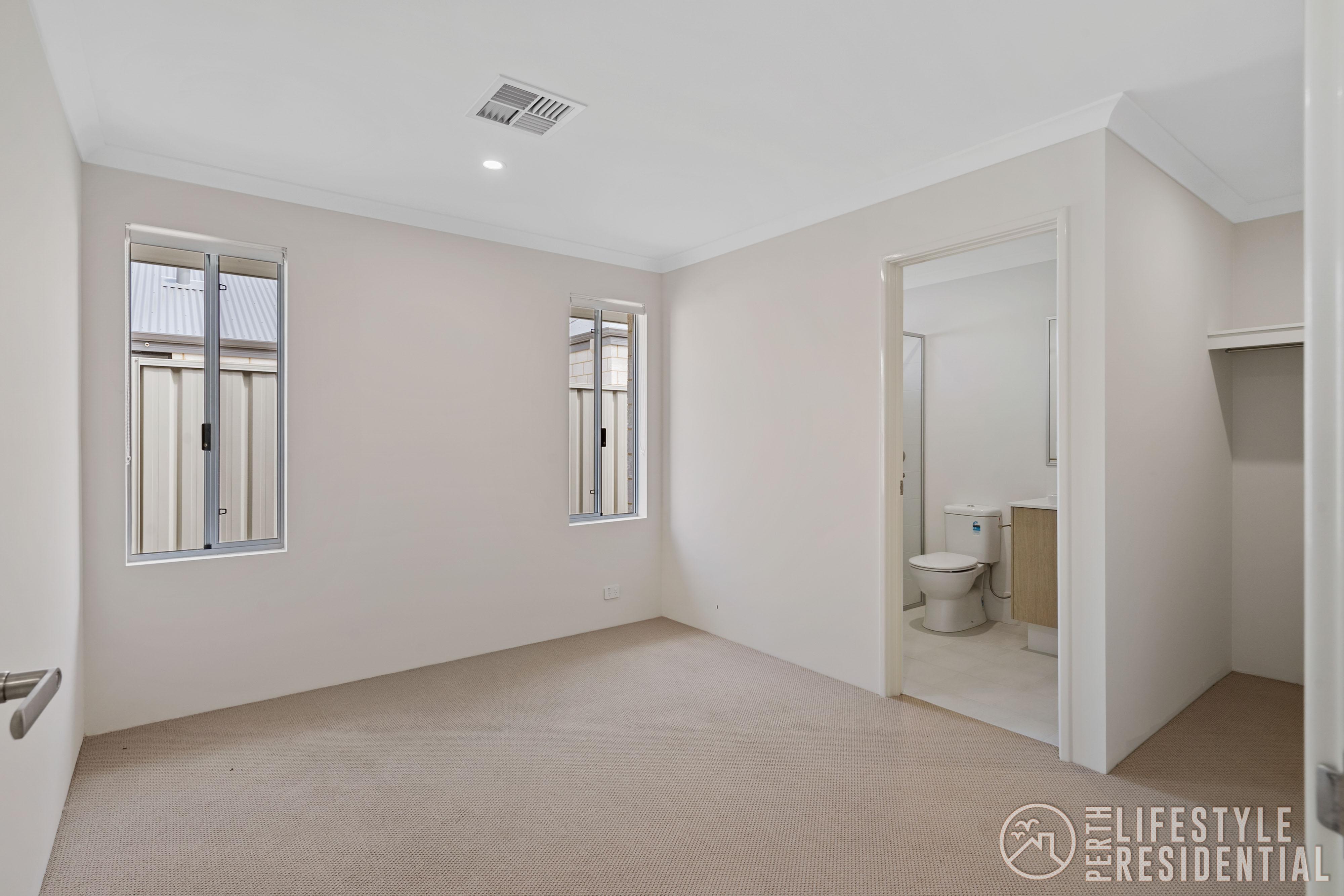 BRAND NEW LUXURY LIVING image 10