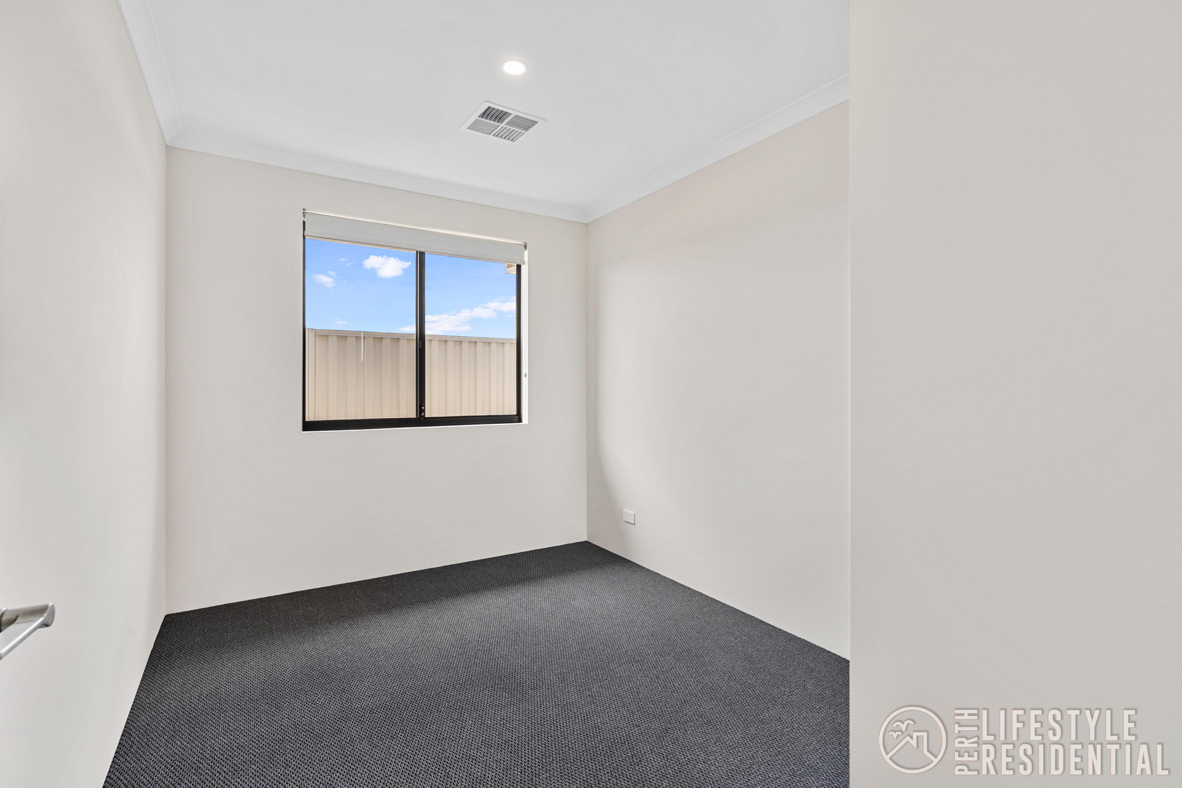 BRAND NEW 6 BEDROOM HOME WITH SEPERATE LIVING image 15