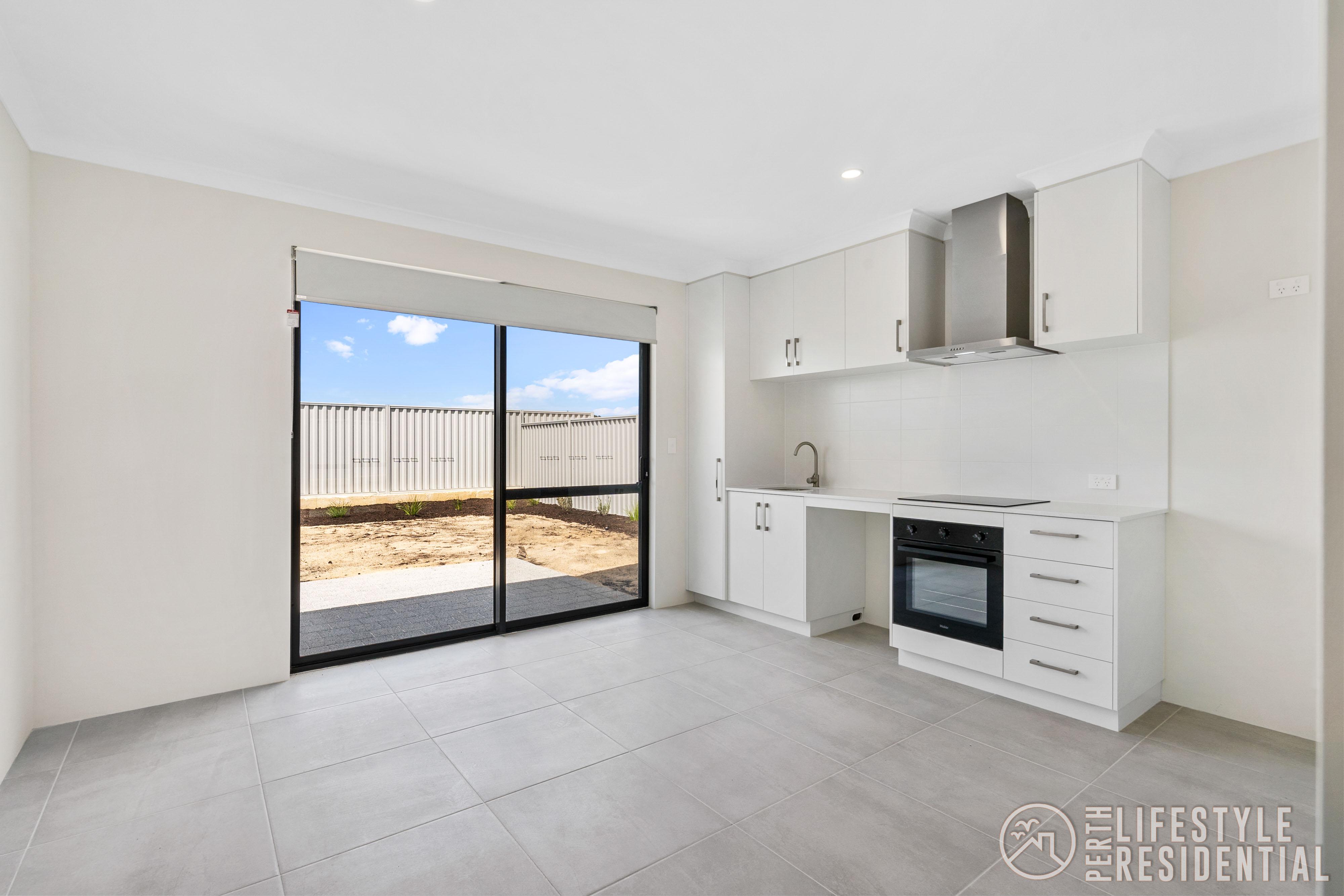 BRAND NEW 6 BEDROOM HOME WITH SEPERATE LIVING image 21
