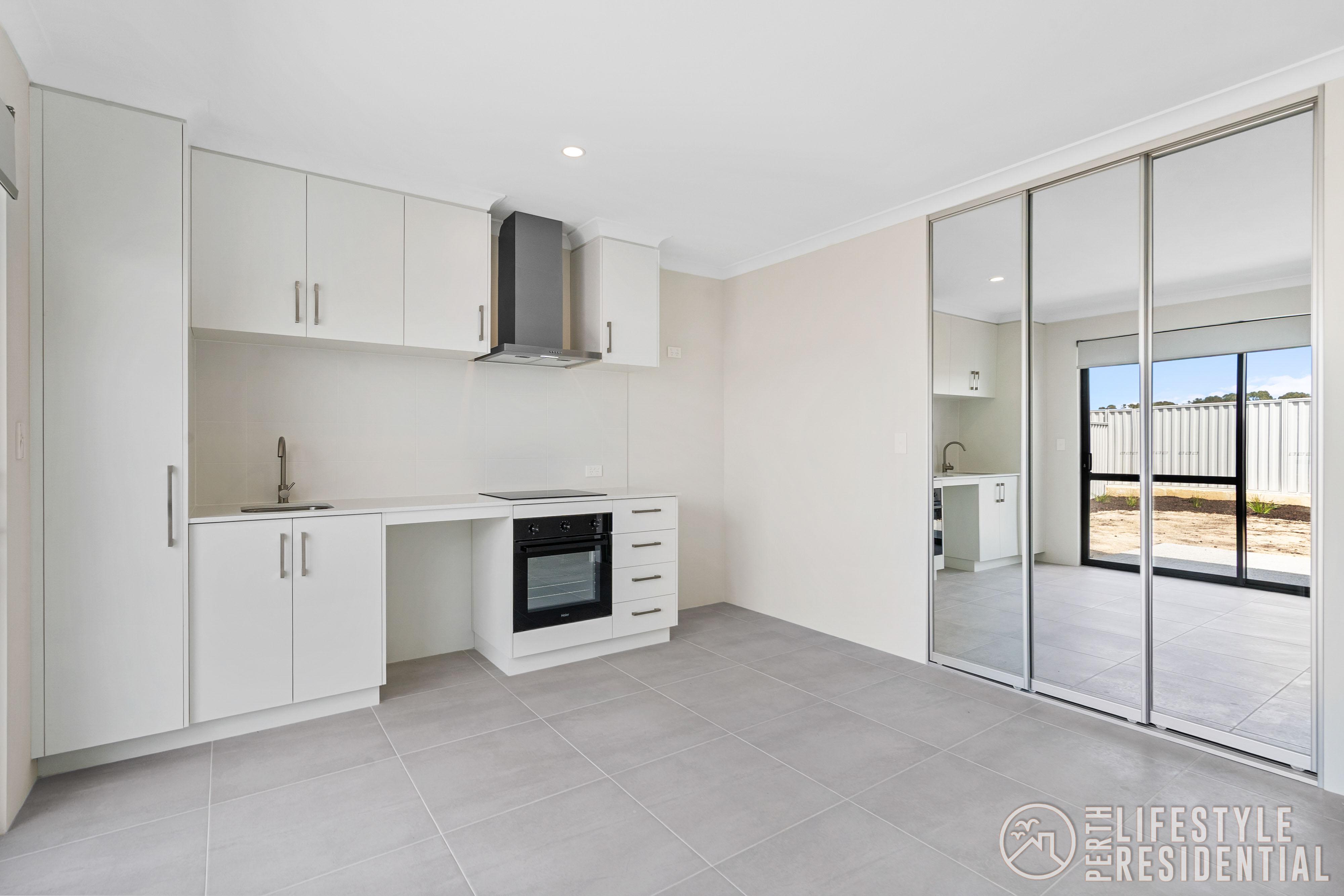 BRAND NEW 6 BEDROOM HOME WITH SEPERATE LIVING image 22