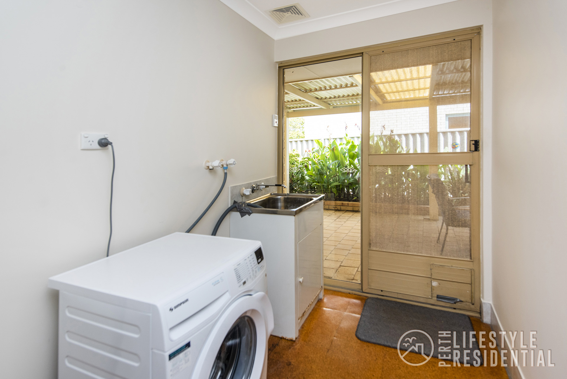 3 Sovereign Drive, TWO ROCKS, WA, 6037, Two Rocks - Thumbnail 2