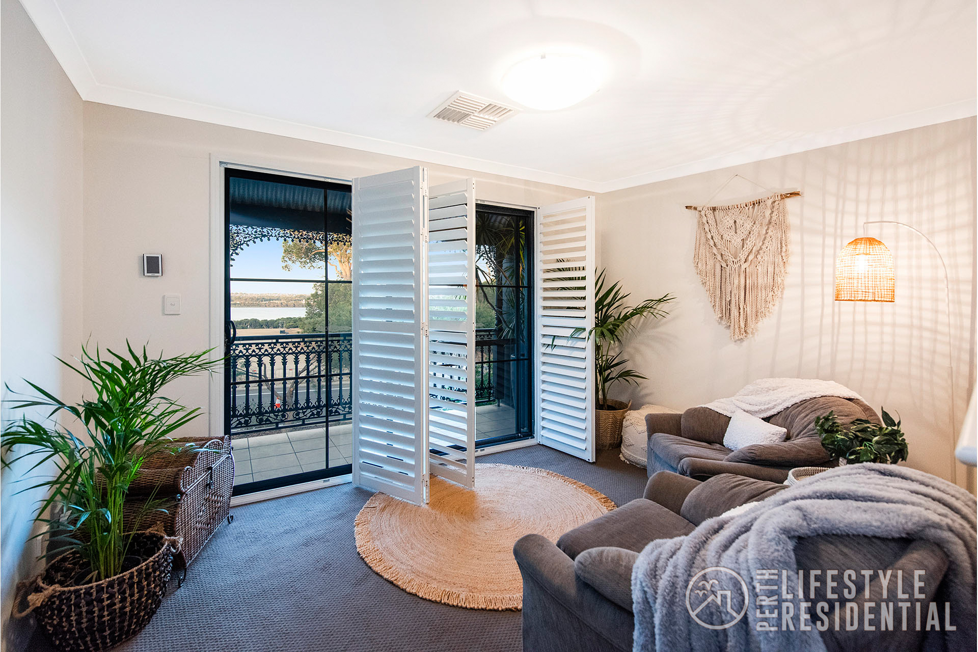 PRICE ADJUSTED – OPEN BY APPOINTMENT image 16