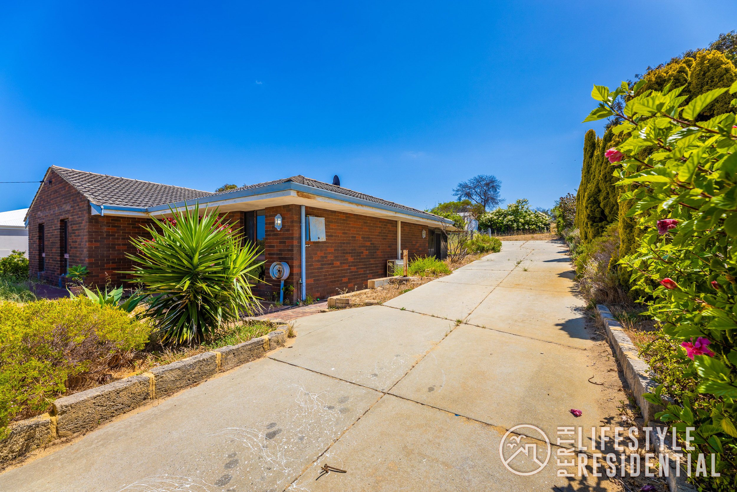OPPORTUNITY KNOCKS!, Guilderton - Image 1
