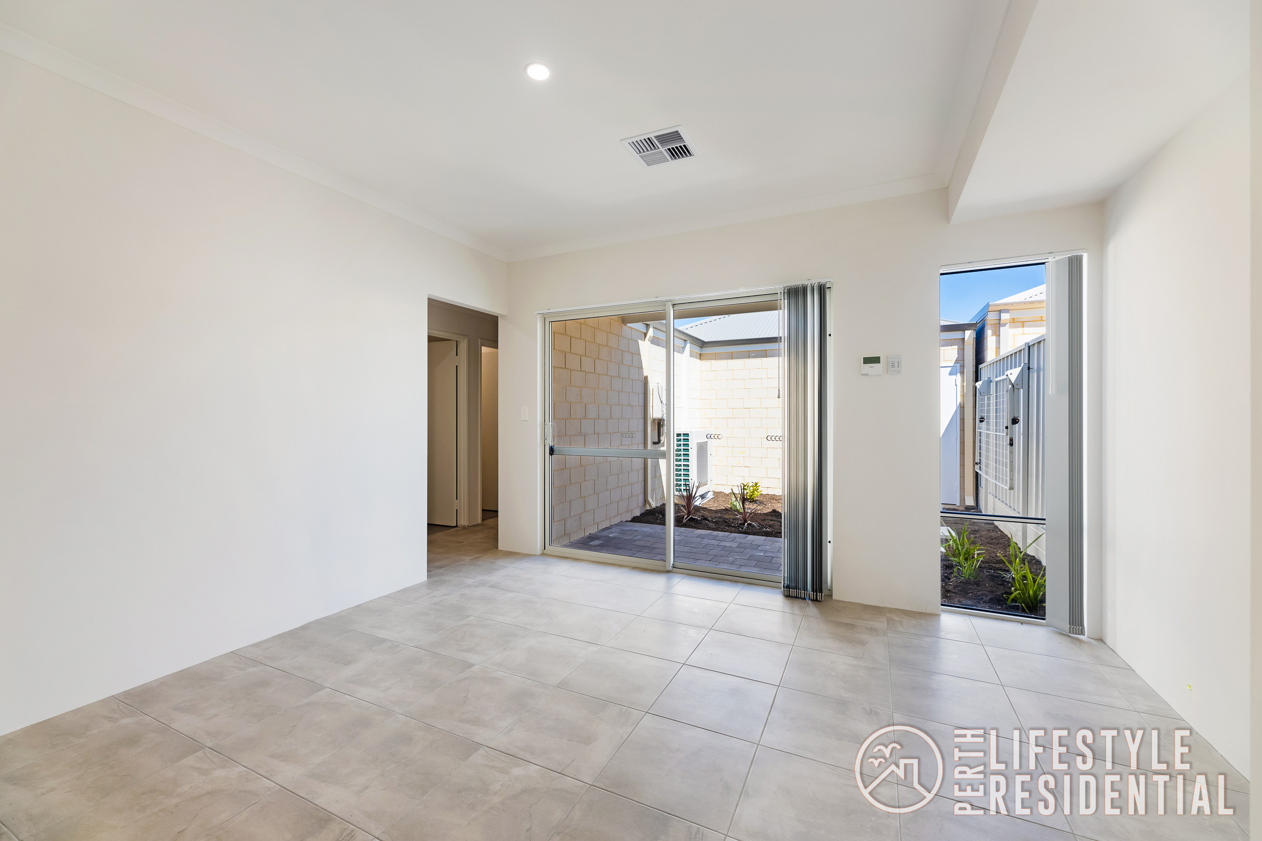 51 Cowaramup Loop, TWO ROCKS, WA, 6037, Two Rocks - Thumbnail 2