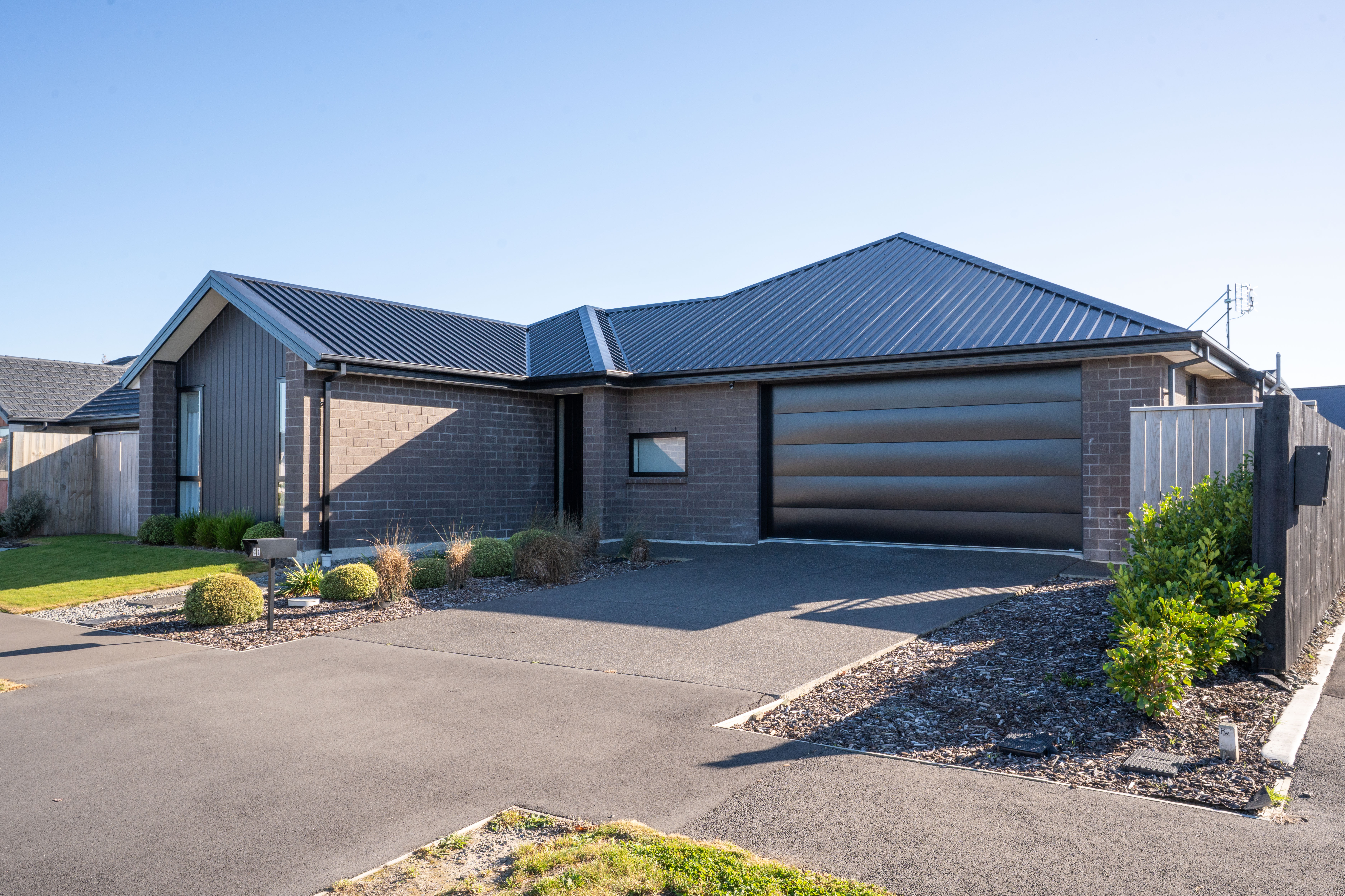 Halswell 4Moenga Modern Living in the Heart of River Stone