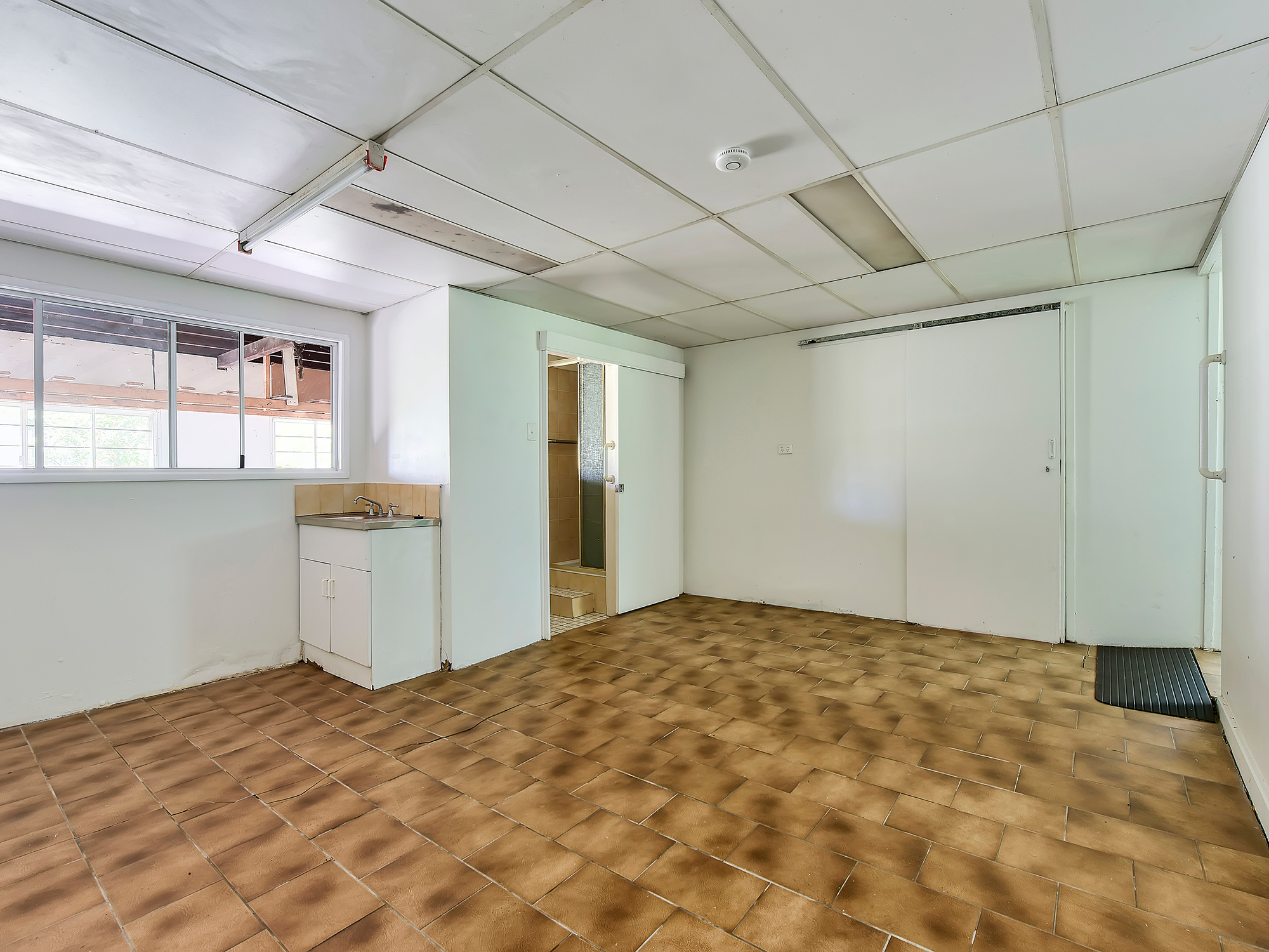 42 Hunter Street, Kelvin Grove For Sale by Aurora Property - image 2