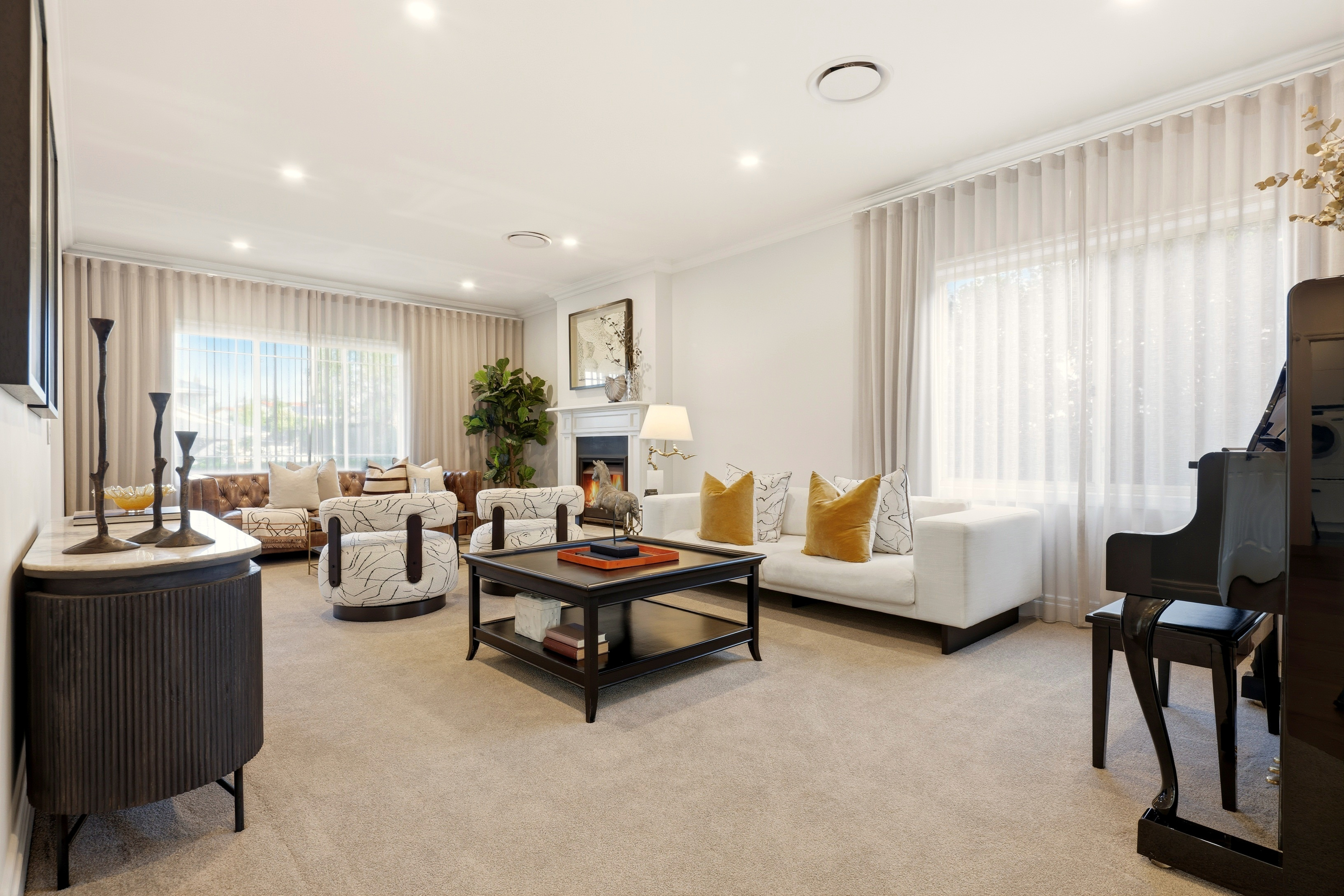 50 Holborn Crescent, Carindale For Sale by Aurora Property - image 2