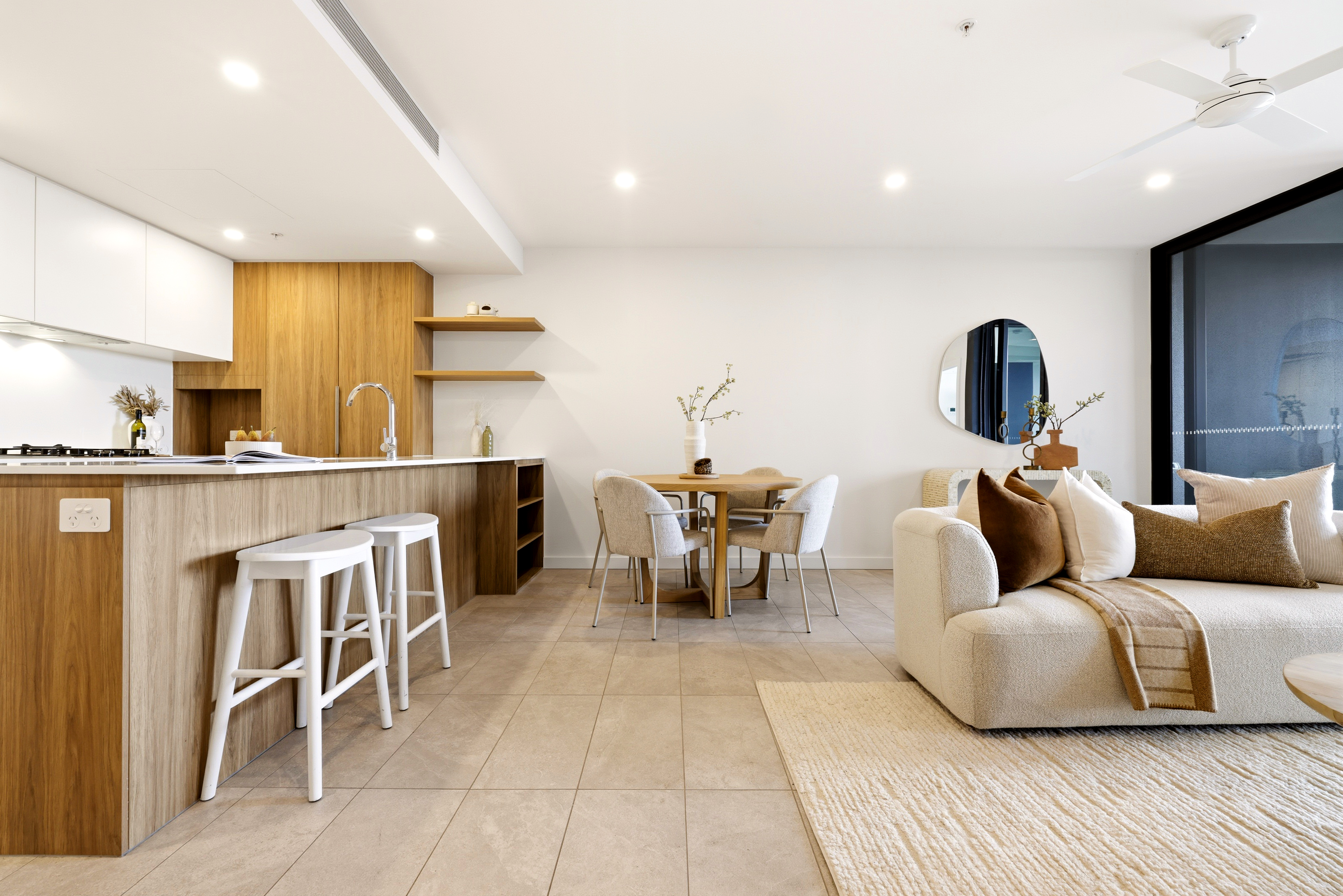 30801/15 Wharf Street, Hamilton Sold by Aurora Property