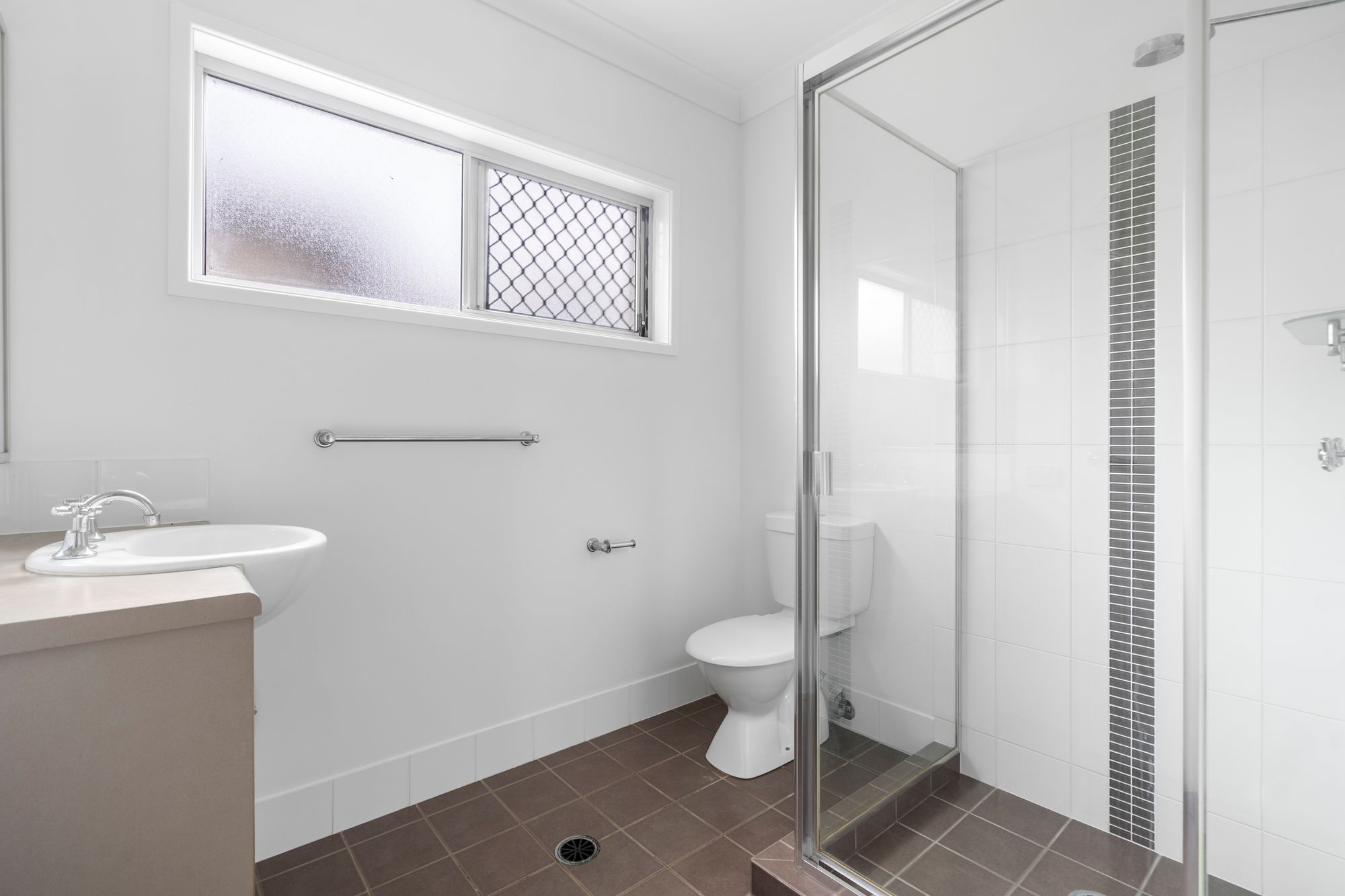 17 Ellendale Circuit, Eight Mile Plains Sold by Aurora Property - image 13